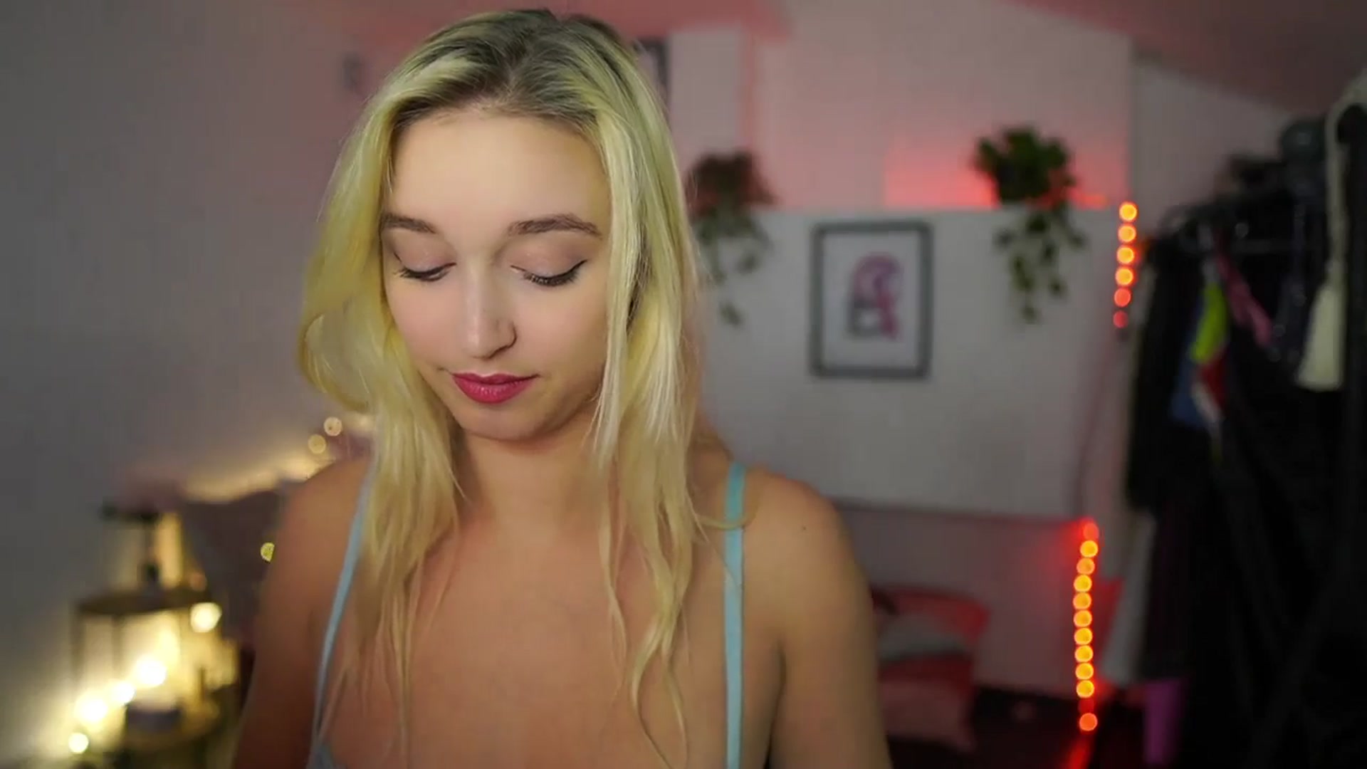 Gallery image thumbnail from Alexis__Texas's myfreecams stream on, 11/19/2024, 22:03 image 20 of 20
