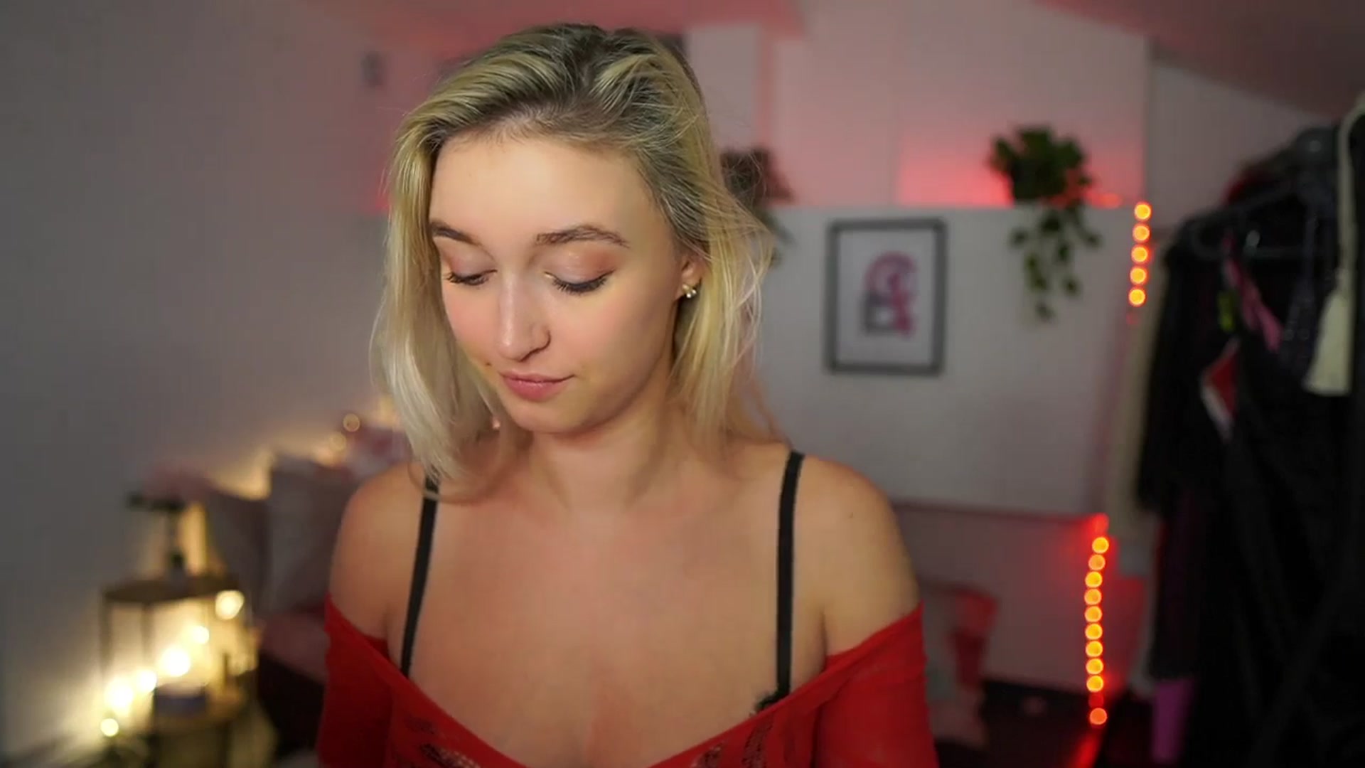 Gallery image thumbnail from Alexis__Texas's myfreecams stream on, 11/29/2024, 22:20 image 12 of 20