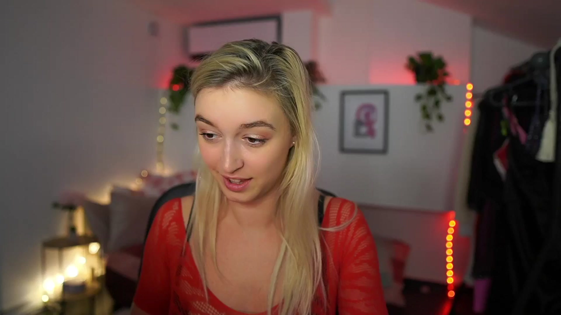 Gallery image thumbnail from Alexis__Texas's myfreecams stream on, 11/29/2024, 22:20 image 8 of 20