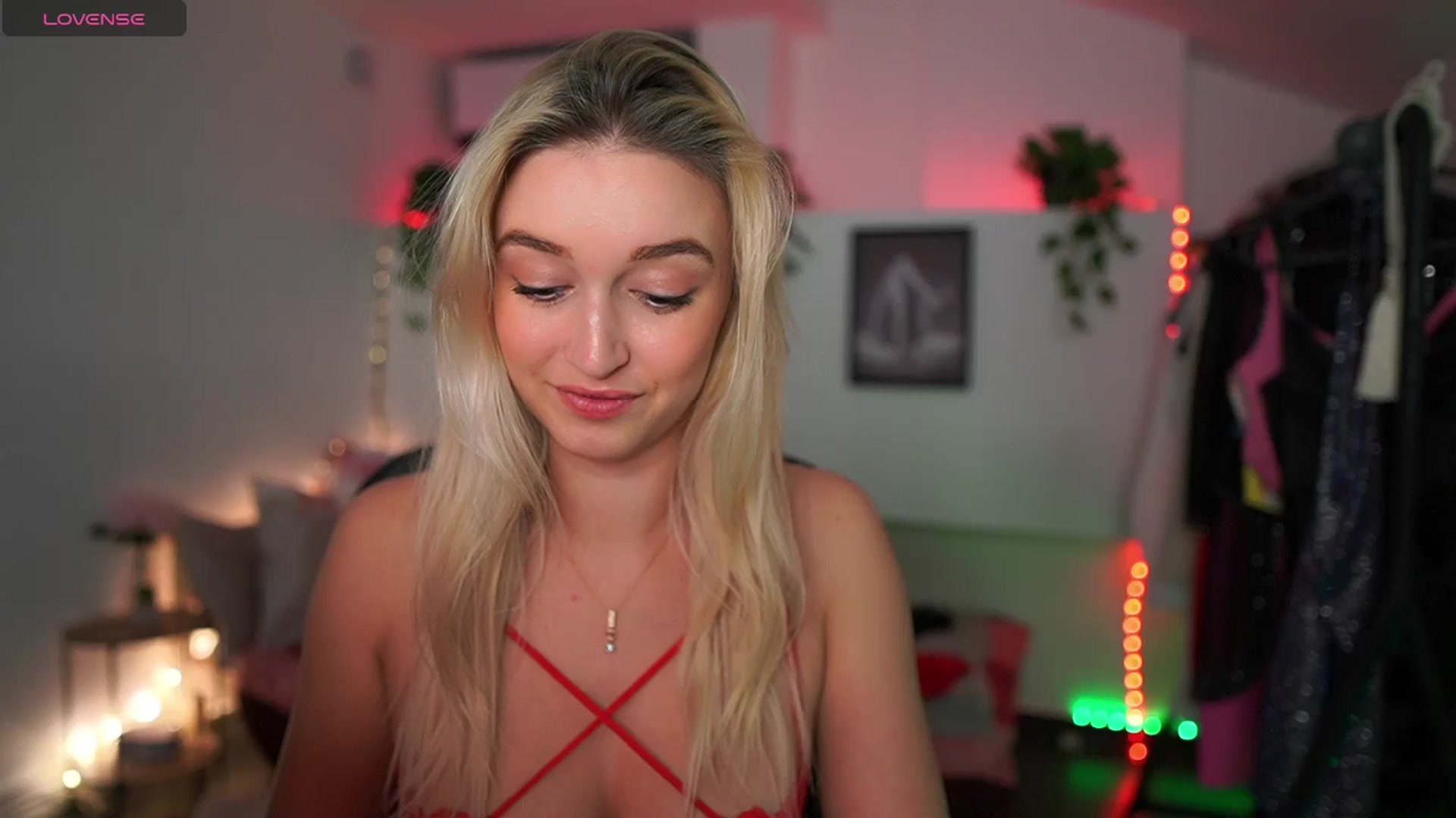 Gallery image thumbnail from Alexis__Texas's myfreecams stream on, 12/06/2024, 22:31 image 5 of 20
