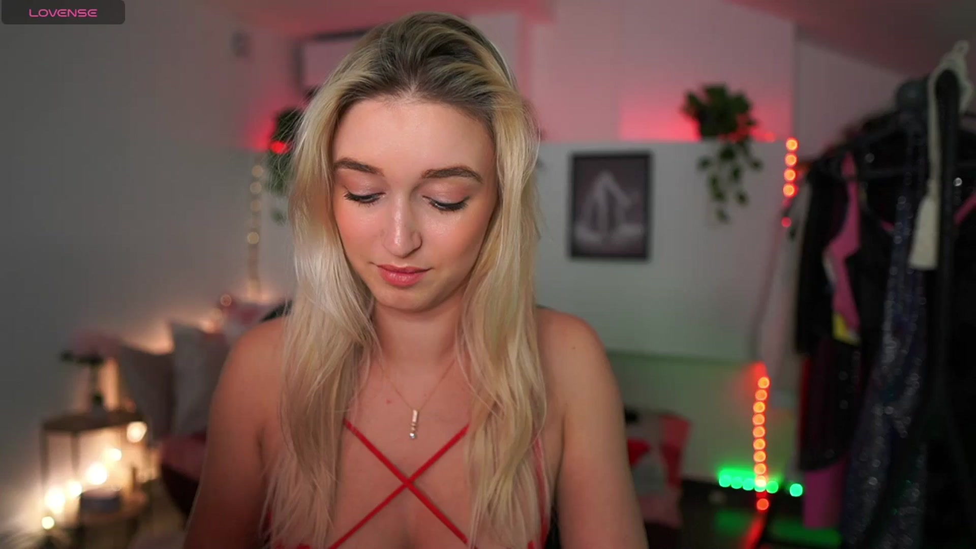 Gallery image thumbnail from Alexis__Texas's myfreecams stream on, 12/06/2024, 22:31 image 4 of 20
