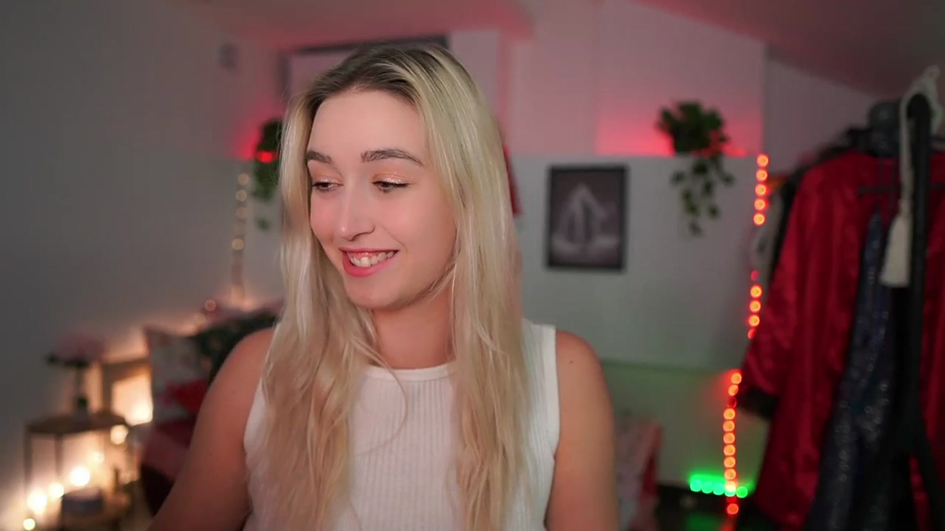 Gallery image thumbnail from Alexis__Texas's myfreecams stream on, 12/10/2024, 19:37 image 20 of 20