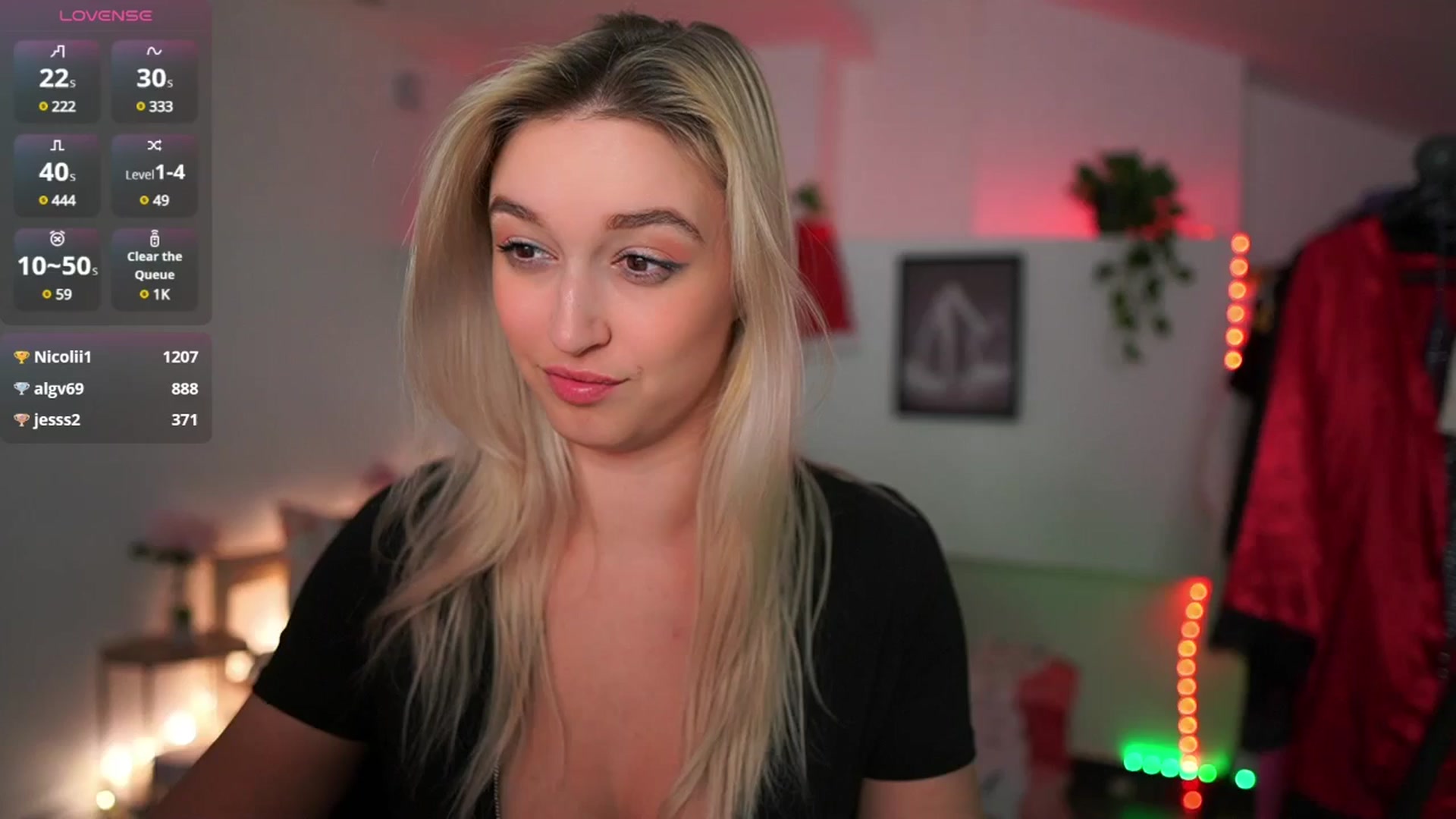 Gallery image thumbnail from Alexis__Texas's myfreecams stream on, 12/14/2024, 24:27 image 1 of 20