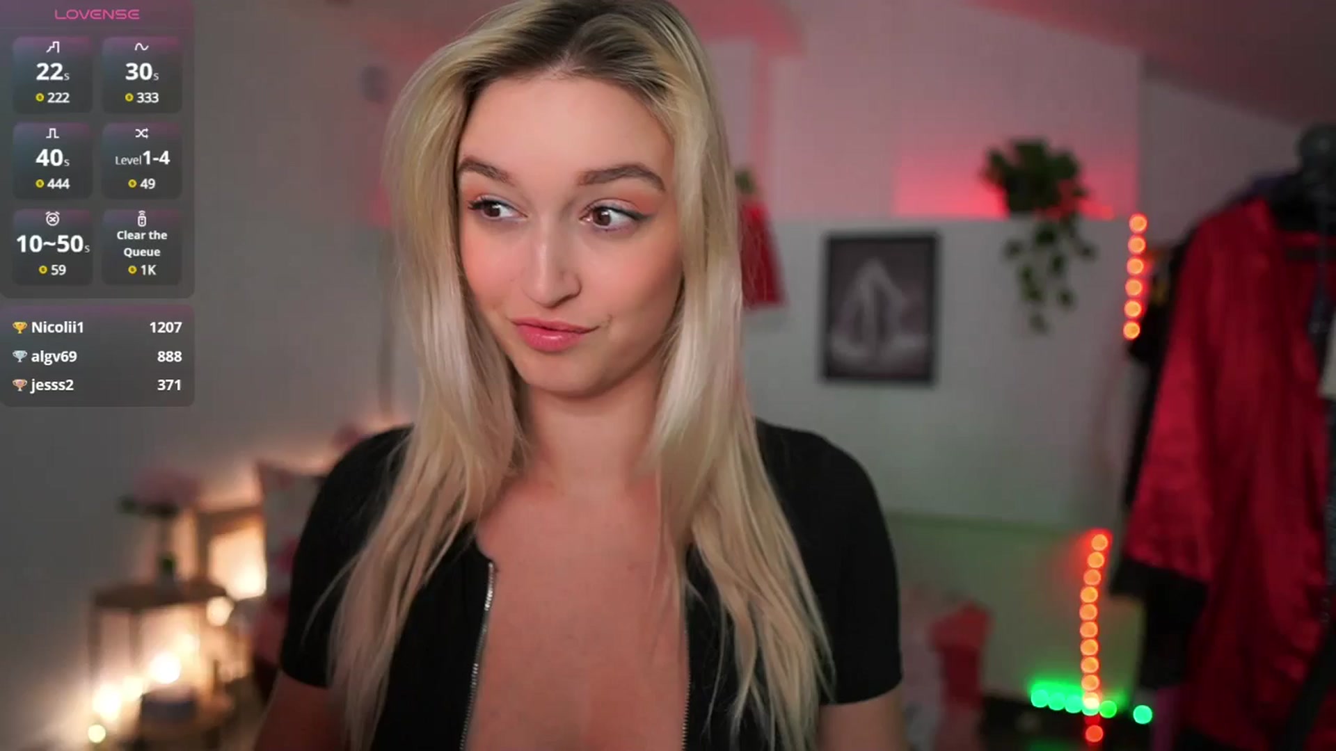 Gallery image thumbnail from Alexis__Texas's myfreecams stream on, 12/14/2024, 24:27 image 5 of 20