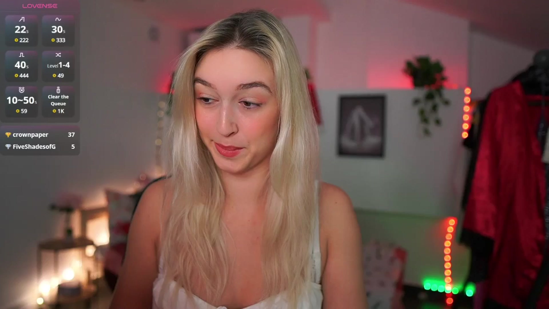 Gallery image thumbnail from Alexis__Texas's myfreecams stream on, 12/14/2024, 14:38 image 9 of 20