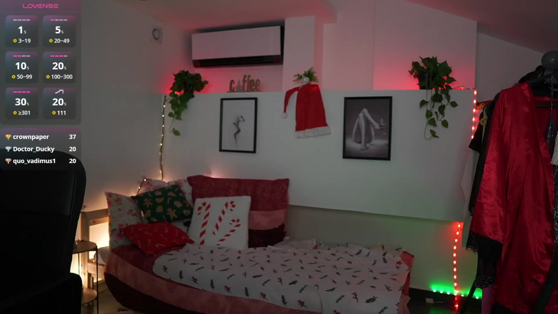 Gallery image thumbnail from Alexis__Texas's myfreecams stream on, 12/14/2024, 14:38 image 15 of 20