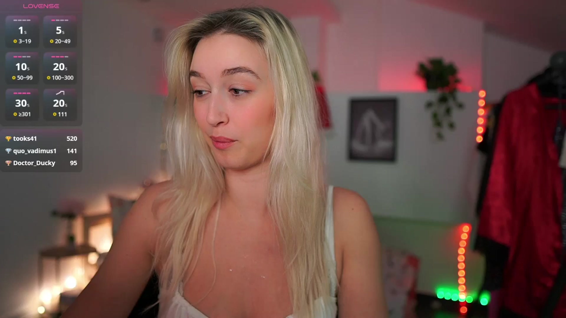 Gallery image thumbnail from Alexis__Texas's myfreecams stream on, 12/14/2024, 16:40 image 3 of 20