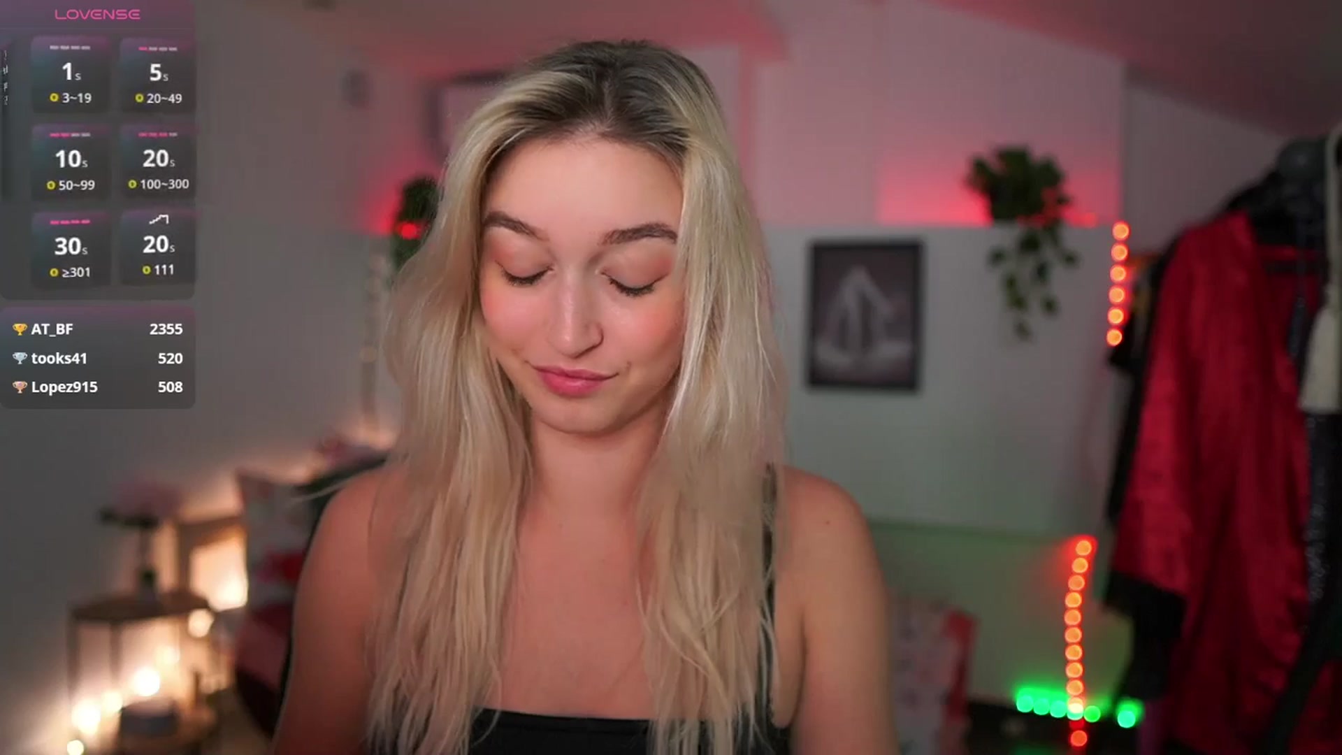 Gallery image thumbnail from Alexis__Texas's myfreecams stream on, 12/14/2024, 19:03 image 10 of 20