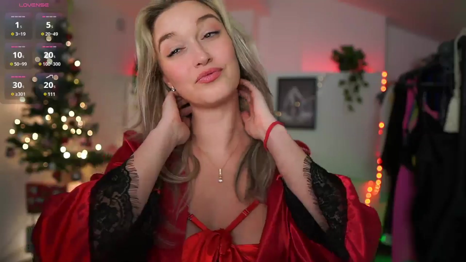 Gallery image thumbnail from Alexis__Texas's myfreecams stream on, 12/22/2024, 20:43 image 14 of 20