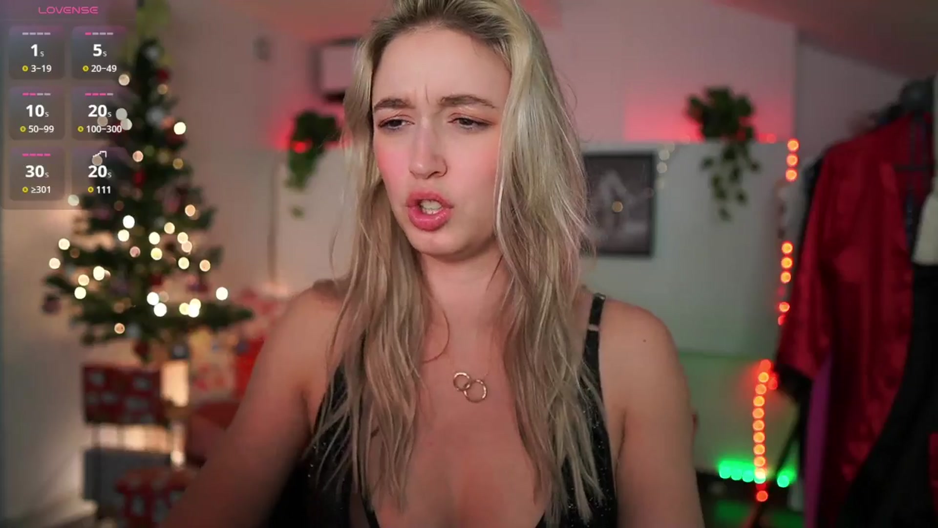 Gallery image thumbnail from Alexis__Texas's myfreecams stream on, 12/29/2024, 21:32 image 16 of 20