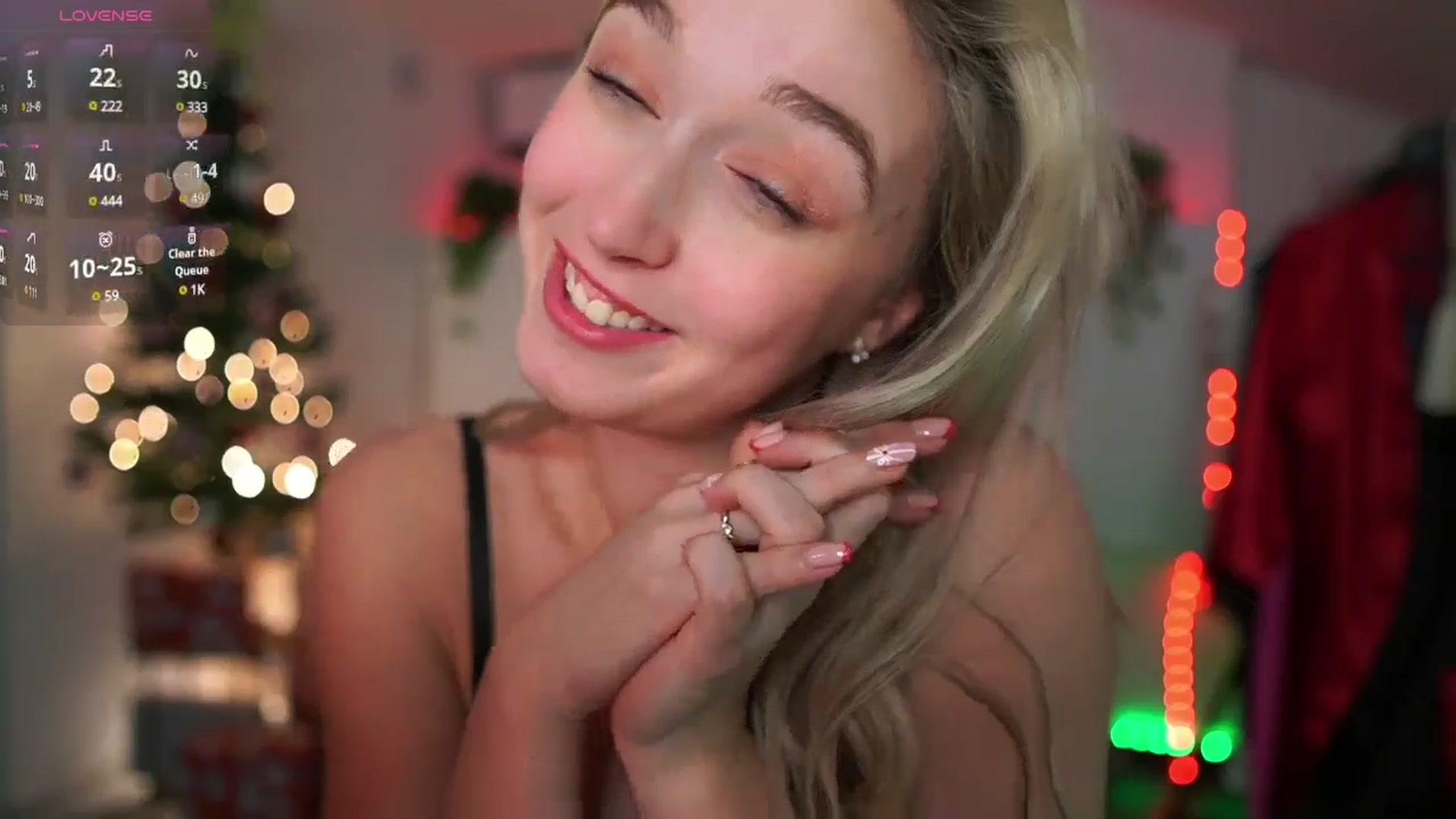 Gallery image thumbnail from Alexis__Texas's myfreecams stream on, 12/30/2024, 24:23 image 14 of 20