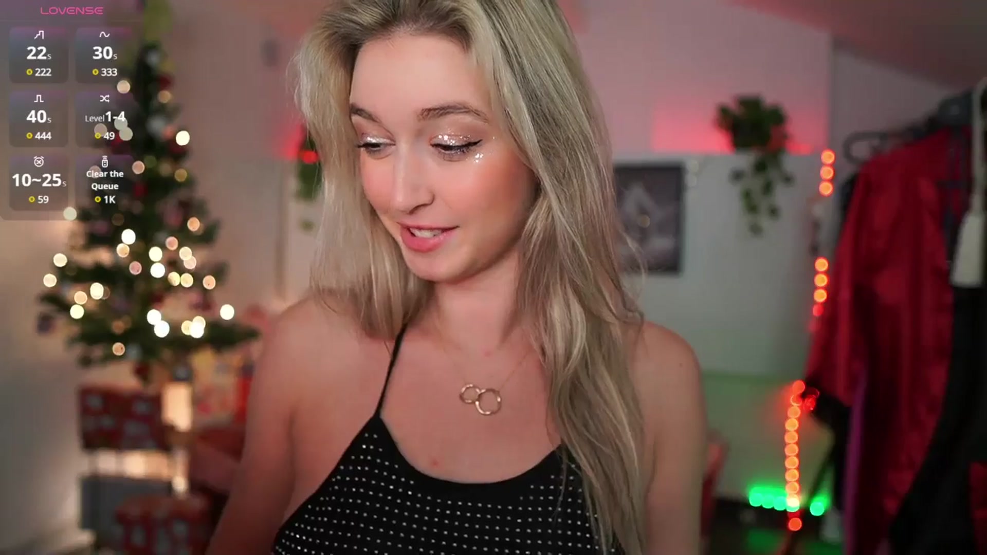 Gallery image thumbnail from Alexis__Texas's myfreecams stream on, 12/31/2024, 16:22 image 9 of 20