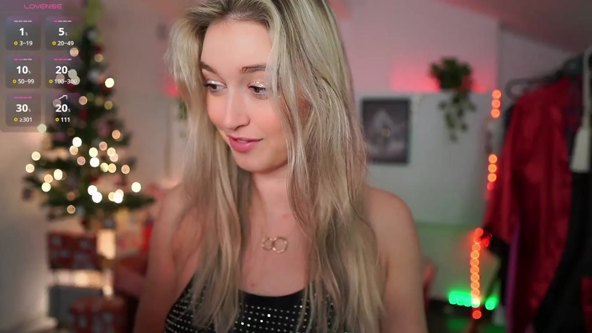 Gallery image thumbnail from Alexis__Texas's myfreecams stream on, 12/31/2024, 16:22 image 16 of 20