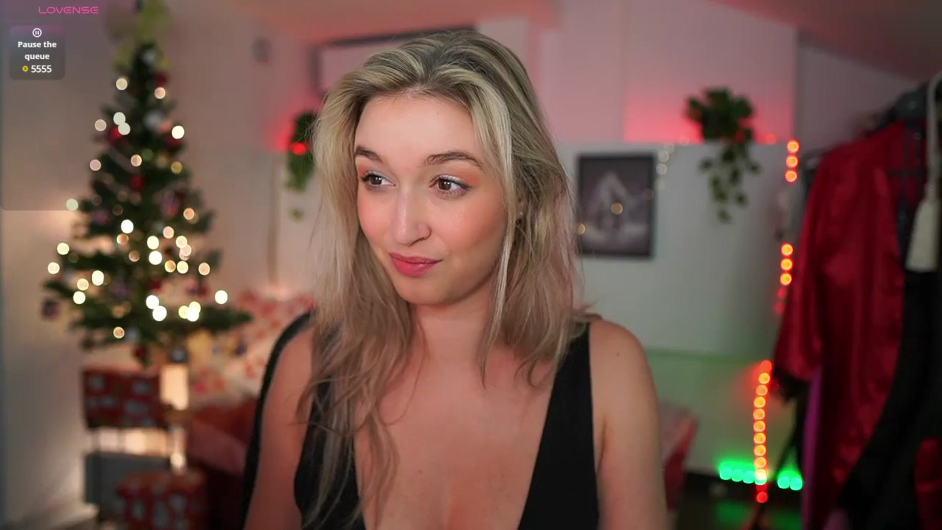Gallery image thumbnail from Alexis__Texas's myfreecams stream on, 01/02/2025, 22:42 image 16 of 20