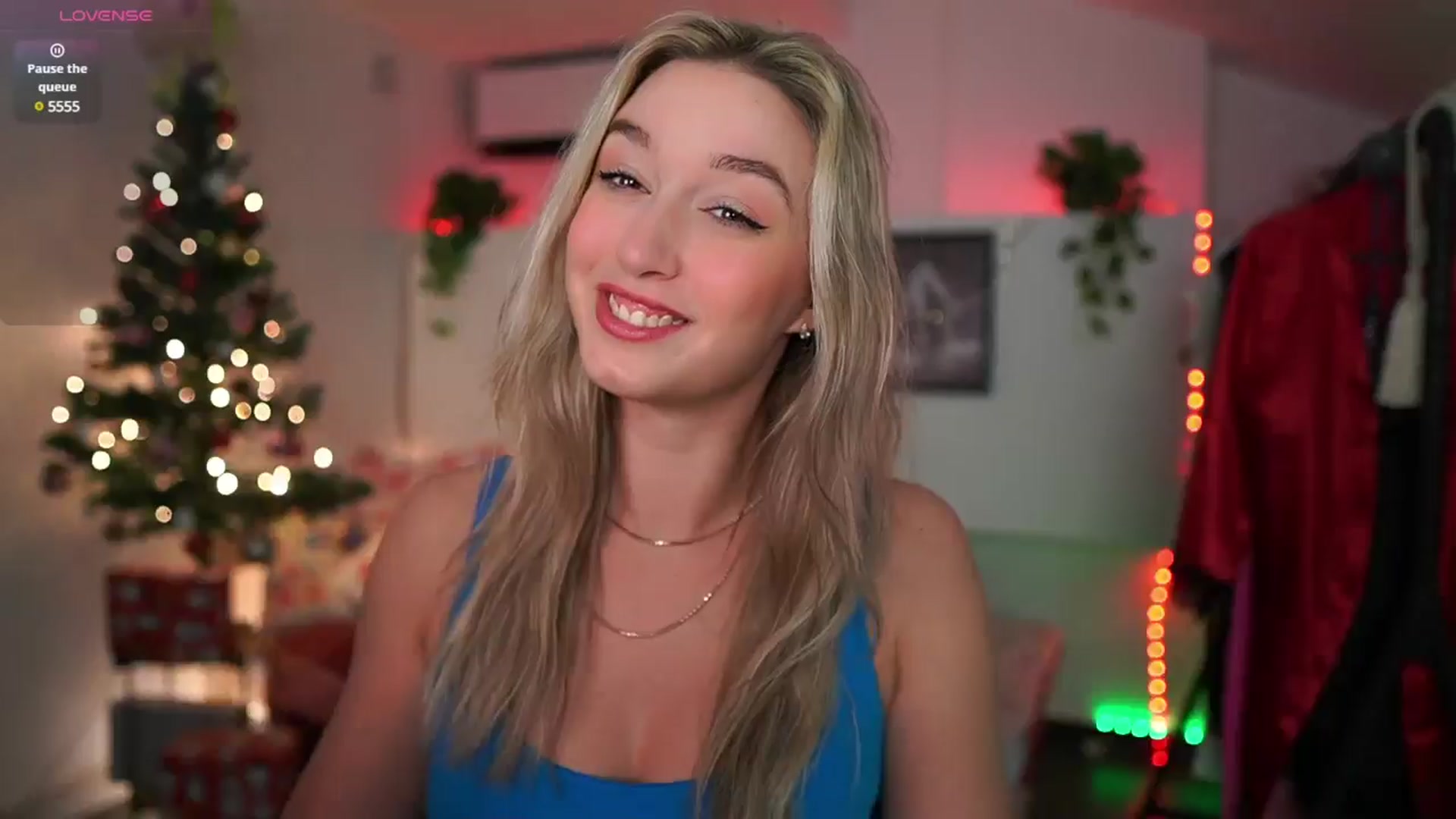 Gallery image thumbnail from Alexis__Texas's myfreecams stream on, 01/04/2025, 20:30 image 6 of 20