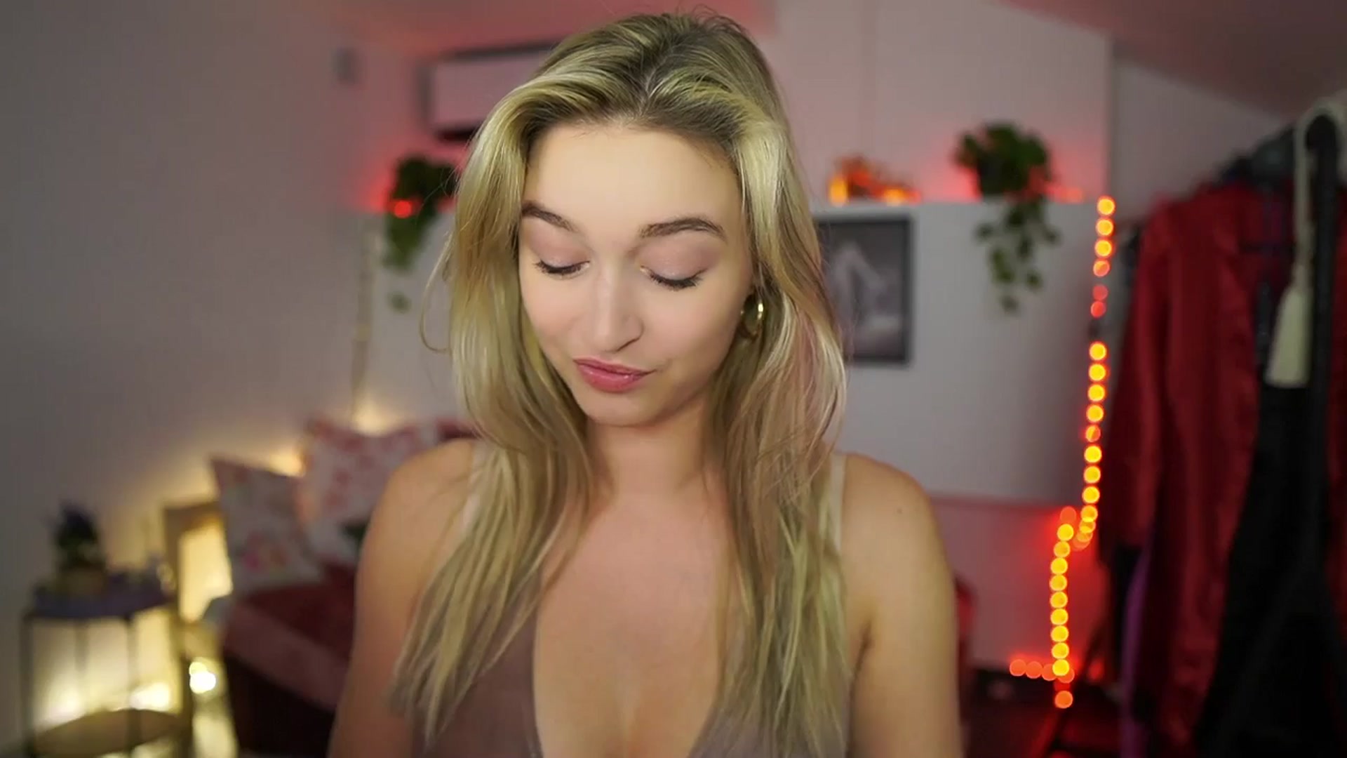 Gallery image thumbnail from Alexis__Texas's myfreecams stream on, 01/07/2025, 23:51 image 9 of 20