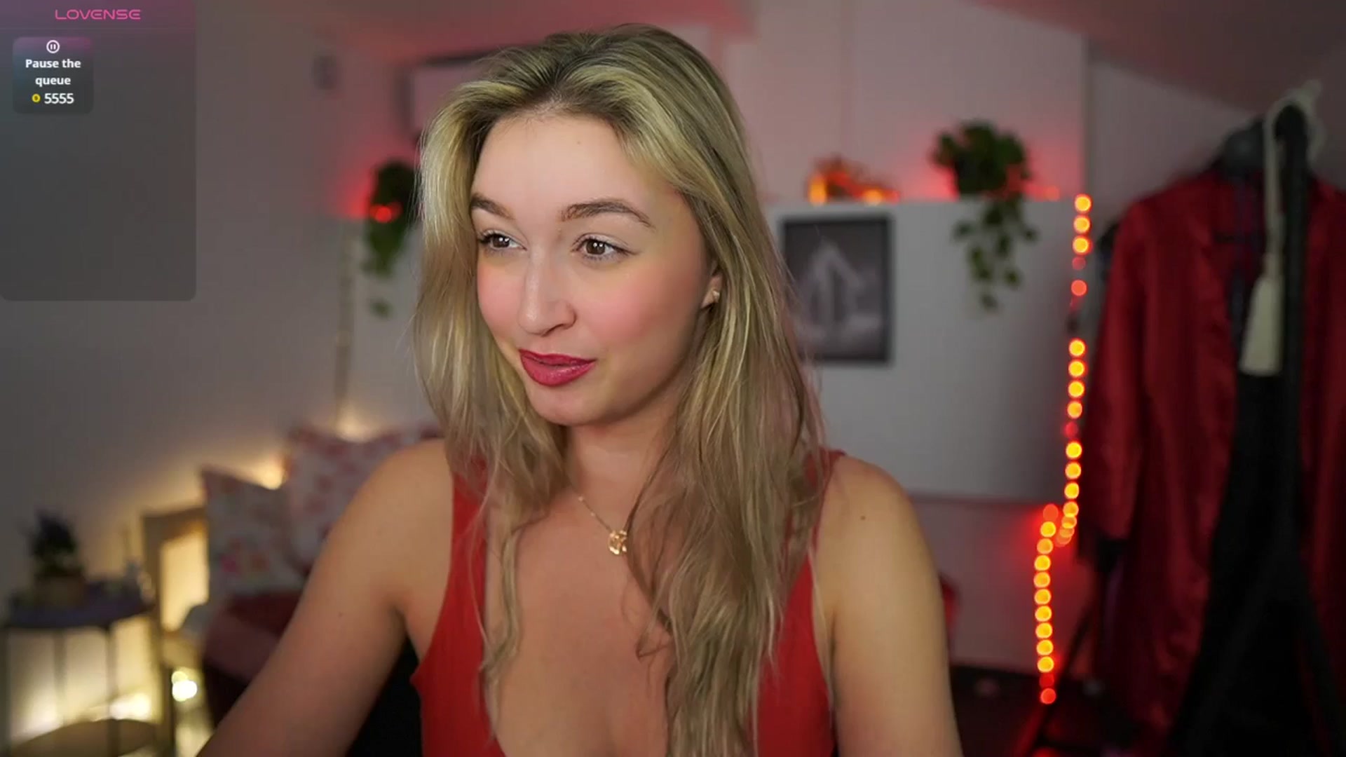 Gallery image thumbnail from Alexis__Texas's myfreecams stream on, 01/08/2025, 22:45 image 18 of 20