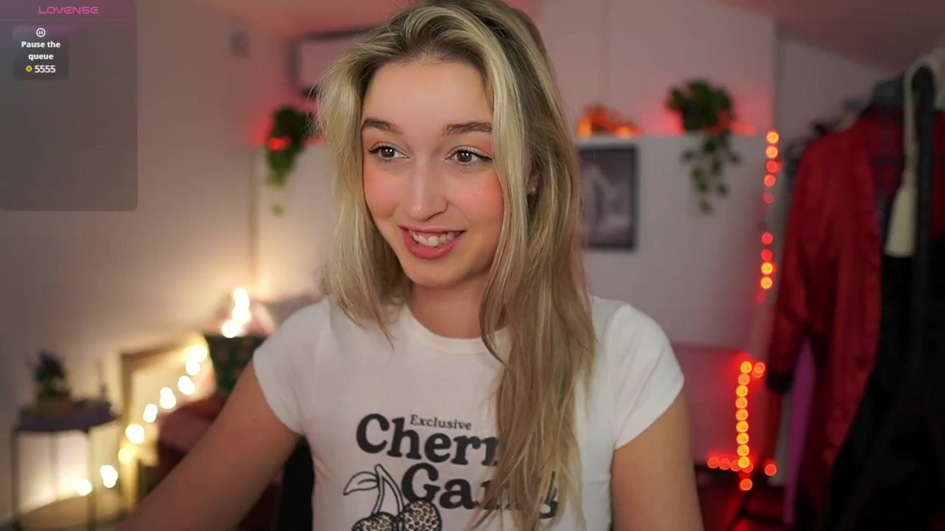 Gallery image thumbnail from Alexis__Texas's myfreecams stream on, 01/17/2025, 19:46 image 15 of 20