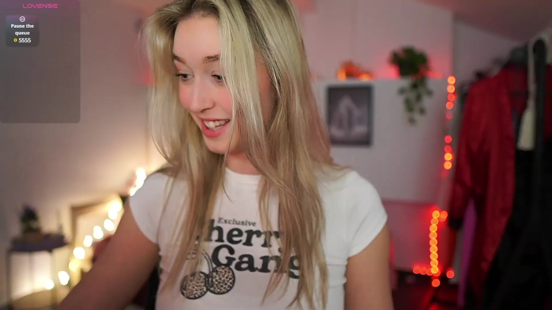 Gallery image thumbnail from Alexis__Texas's myfreecams stream on, 01/17/2025, 20:56 image 14 of 20