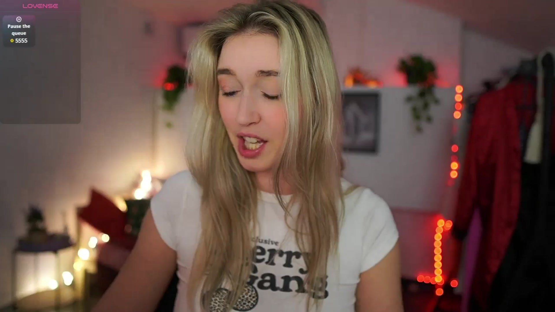 Gallery image thumbnail from Alexis__Texas's myfreecams stream on, 01/18/2025, 24:31 image 17 of 20