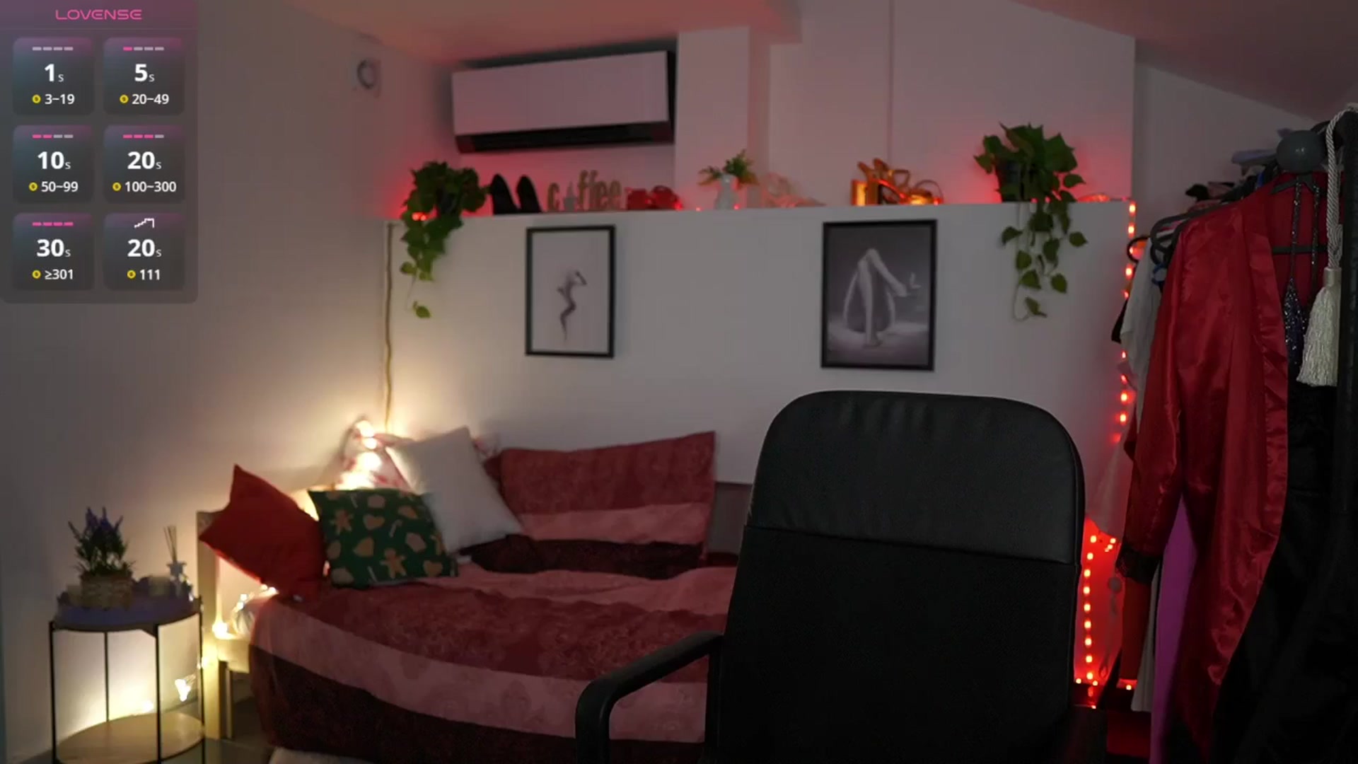 Gallery image thumbnail from Alexis__Texas's myfreecams stream on, 01/19/2025, 21:10 image 4 of 20