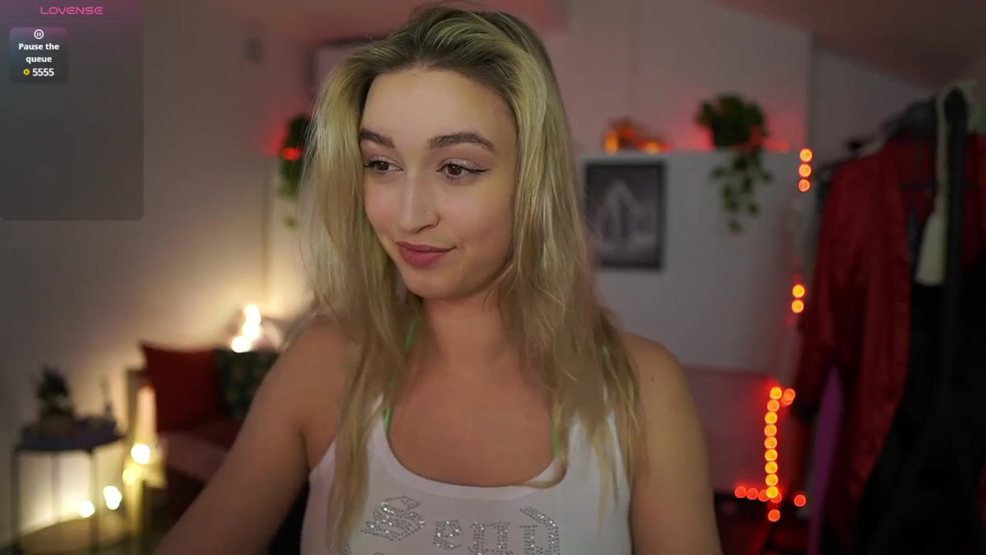 Gallery image thumbnail from Alexis__Texas's myfreecams stream on, 01/21/2025, 20:14 image 20 of 20