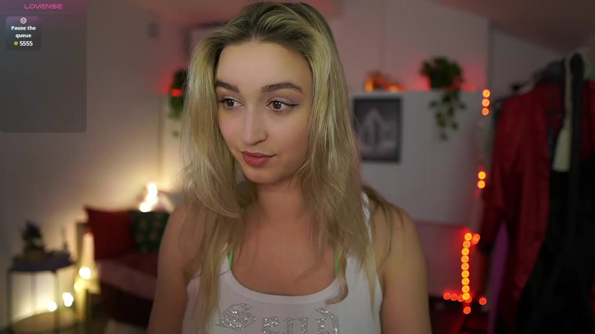 Gallery image thumbnail from Alexis__Texas's myfreecams stream on, 01/21/2025, 20:46 image 1 of 20