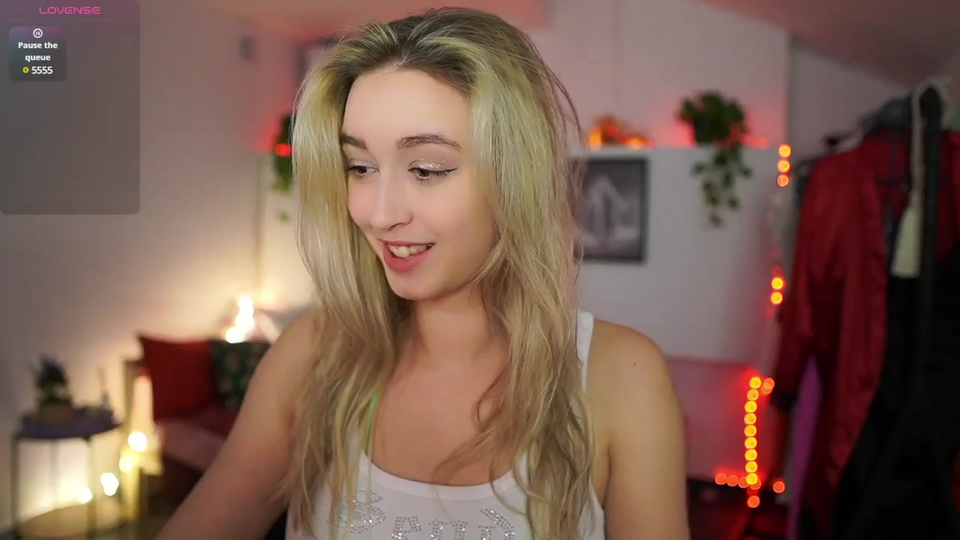 Gallery image thumbnail from Alexis__Texas's myfreecams stream on, 01/21/2025, 21:04 image 18 of 20