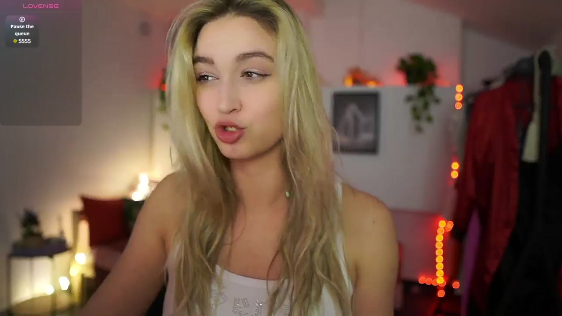 Gallery image thumbnail from Alexis__Texas's myfreecams stream on, 01/21/2025, 22:03 image 8 of 20