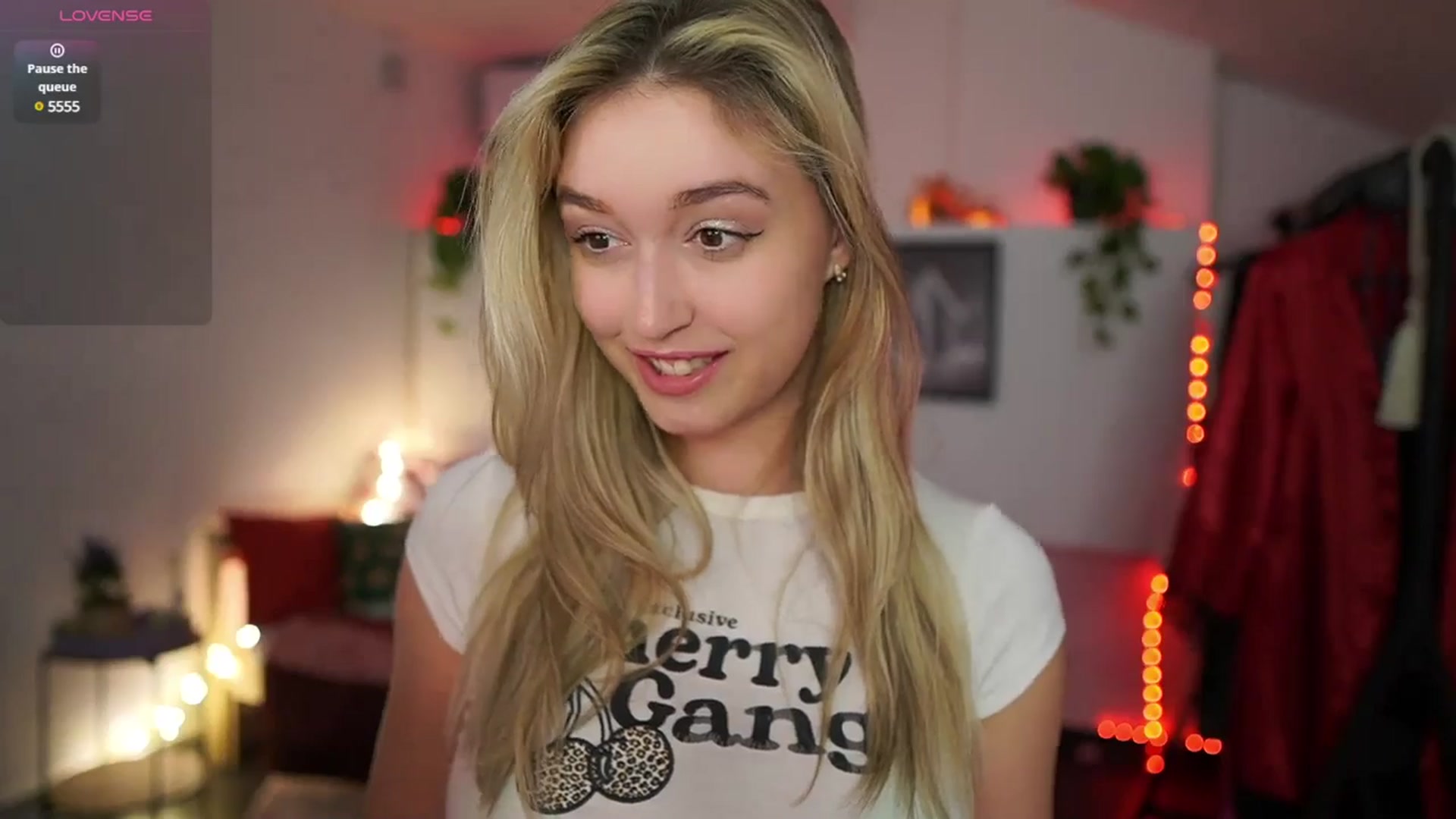 Gallery image thumbnail from Alexis__Texas's myfreecams stream on, 01/29/2025, 22:43 image 17 of 20