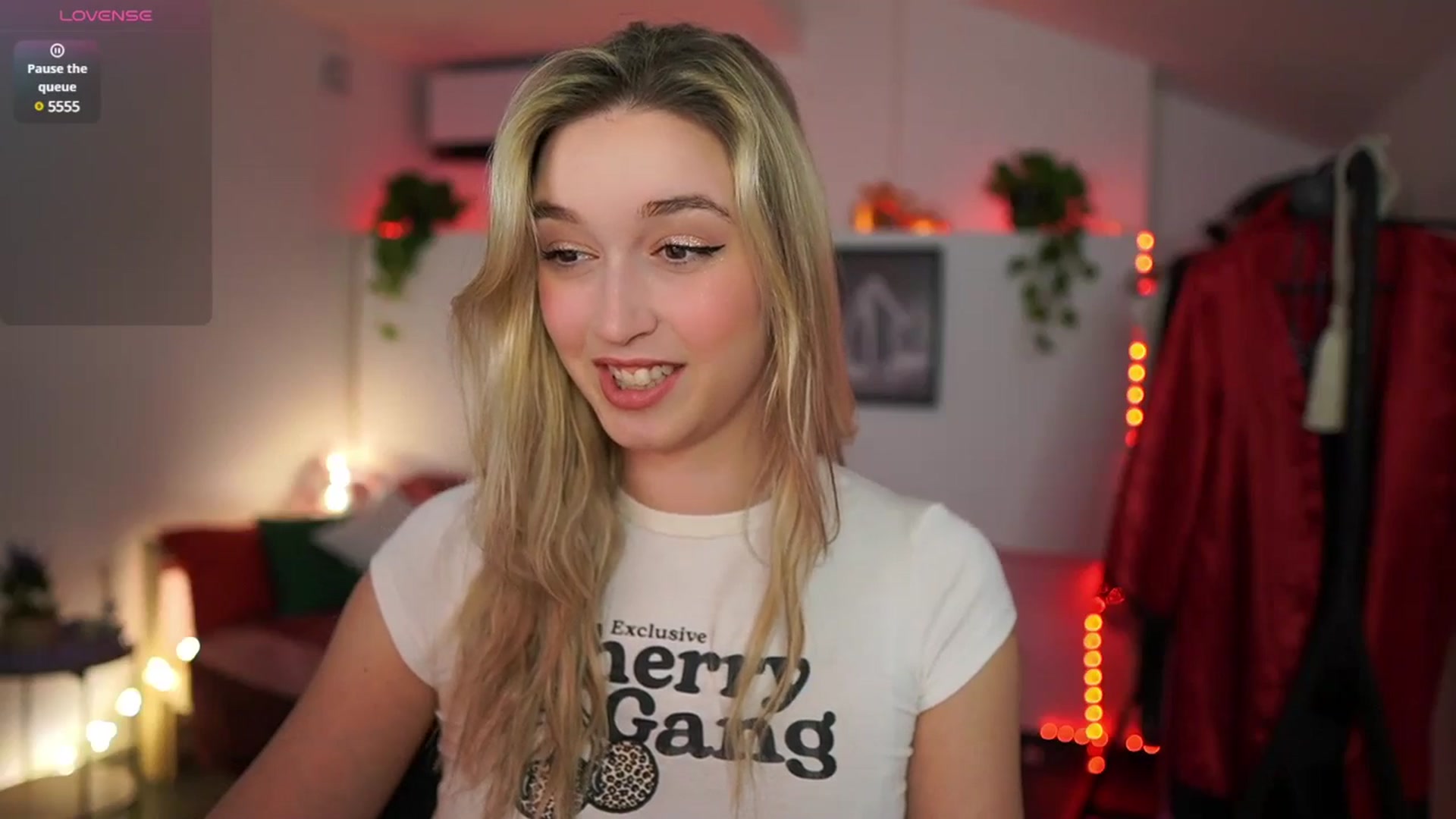 Gallery image thumbnail from Alexis__Texas's myfreecams stream on, 02/04/2025, 20:41 image 9 of 20