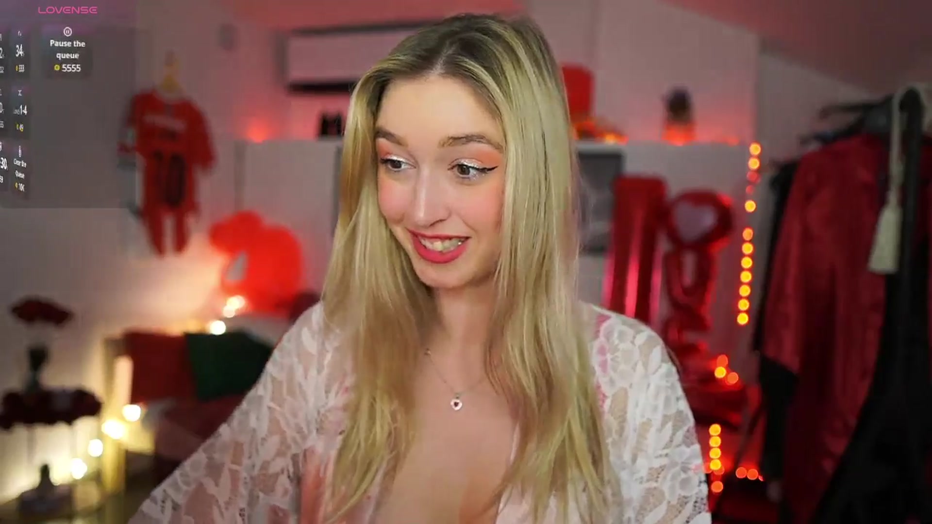 Gallery image thumbnail from Alexis__Texas's myfreecams stream on, 02/14/2025, 22:19 image 10 of 20