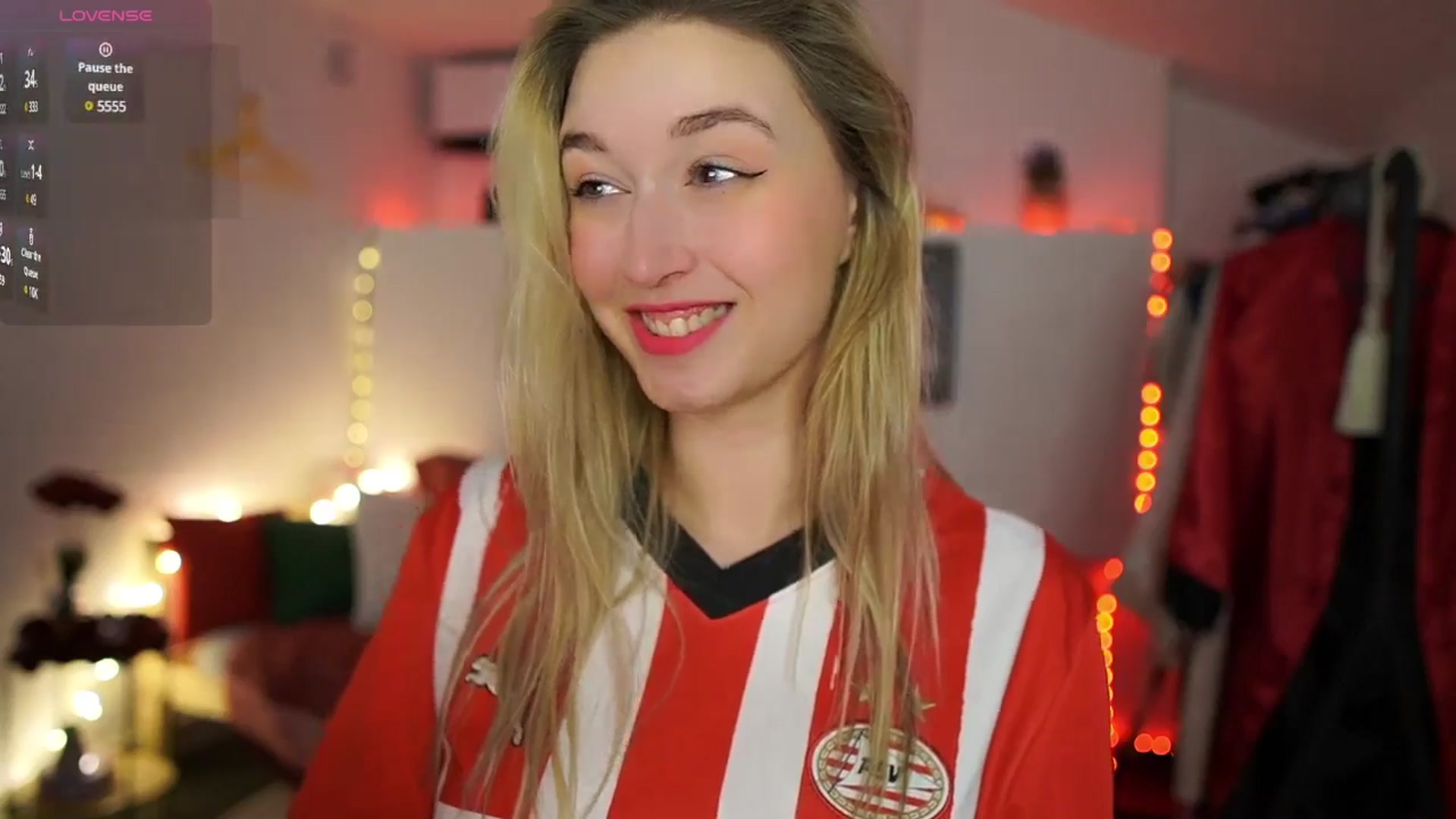 Gallery image thumbnail from Alexis__Texas's myfreecams stream on, 02/19/2025, 21:45 image 5 of 20