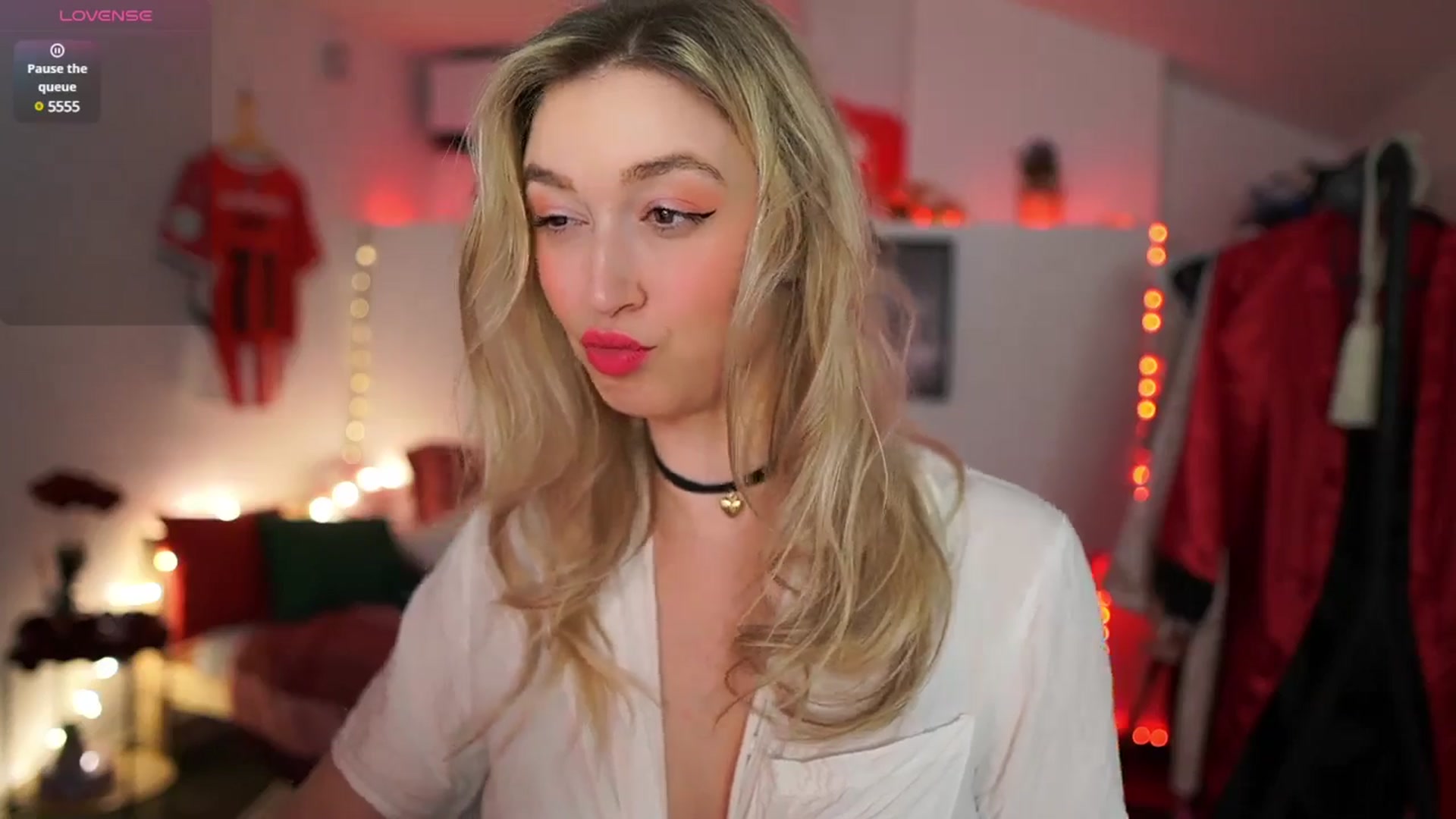 Gallery image thumbnail from Alexis__Texas's myfreecams stream on, 02/21/2025, 20:58 image 4 of 20