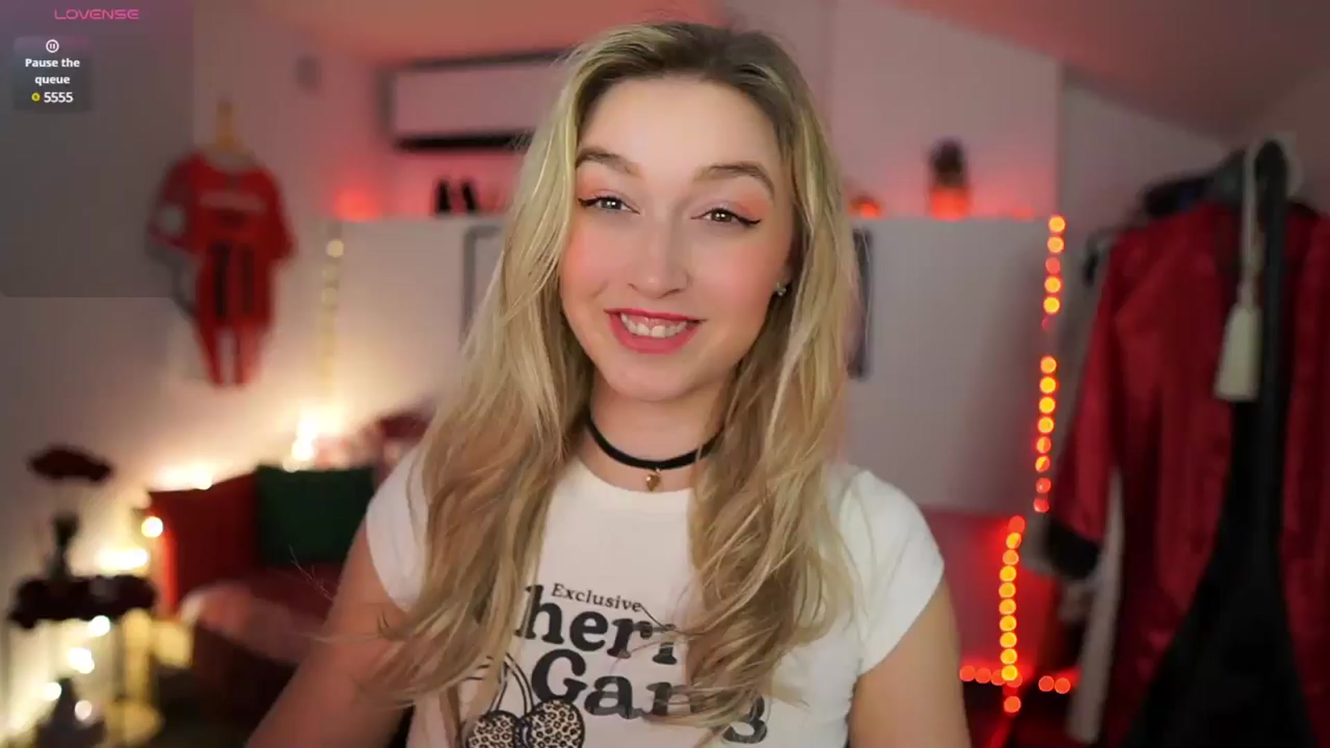 Gallery image thumbnail from Alexis__Texas's myfreecams stream on, 02/22/2025, 01:07 image 1 of 20