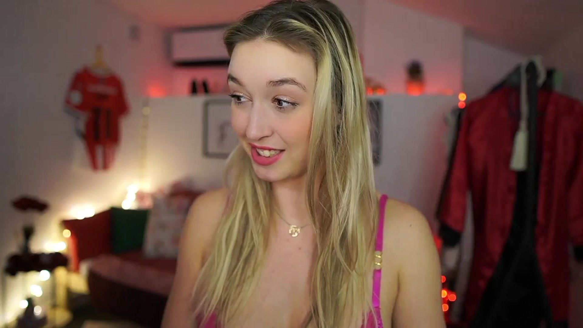 Gallery image thumbnail from Alexis__Texas's myfreecams stream on, 02/27/2025, 24:57 image 2 of 20