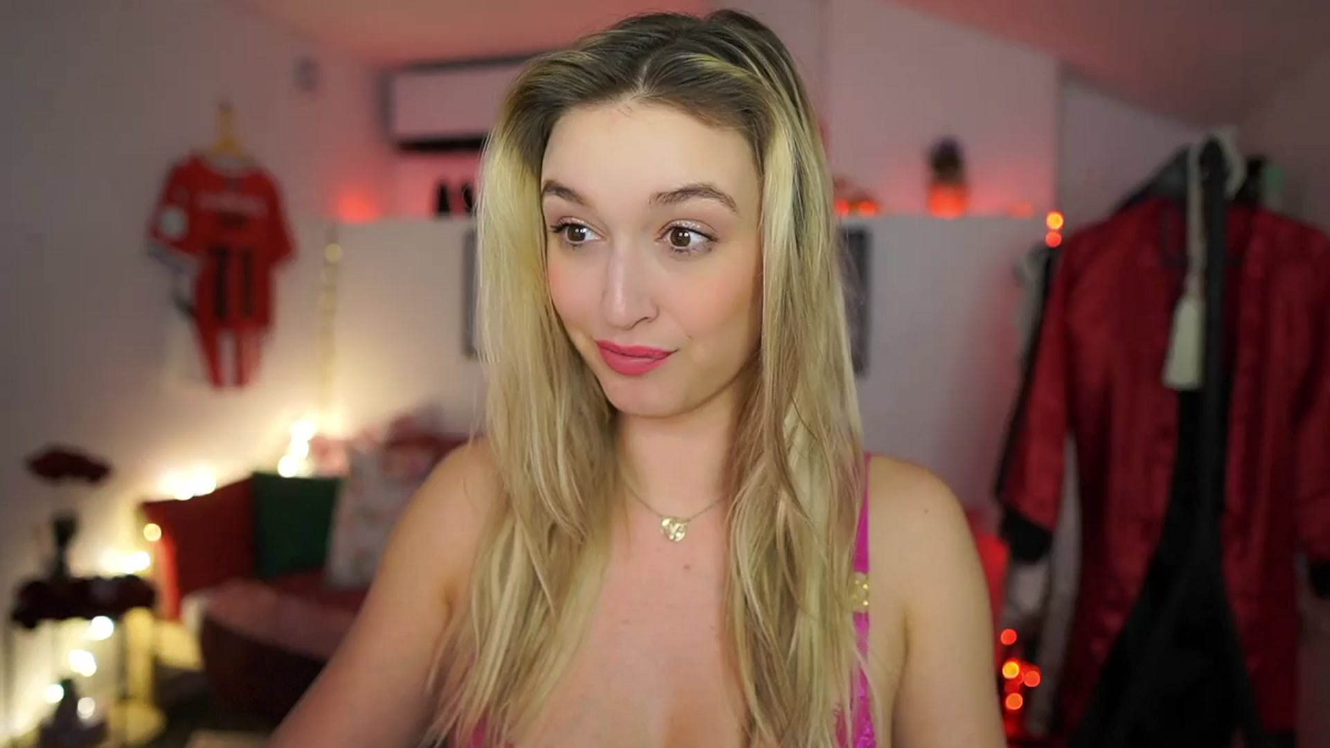 Gallery image thumbnail from Alexis__Texas's myfreecams stream on, 02/27/2025, 24:57 image 1 of 20