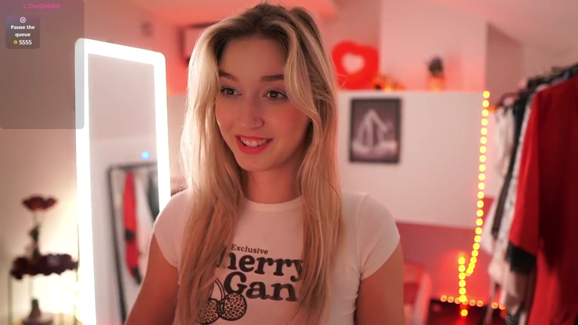 Gallery image thumbnail from Alexis__Texas's myfreecams stream on, 03/01/2025, 01:03 image 20 of 20