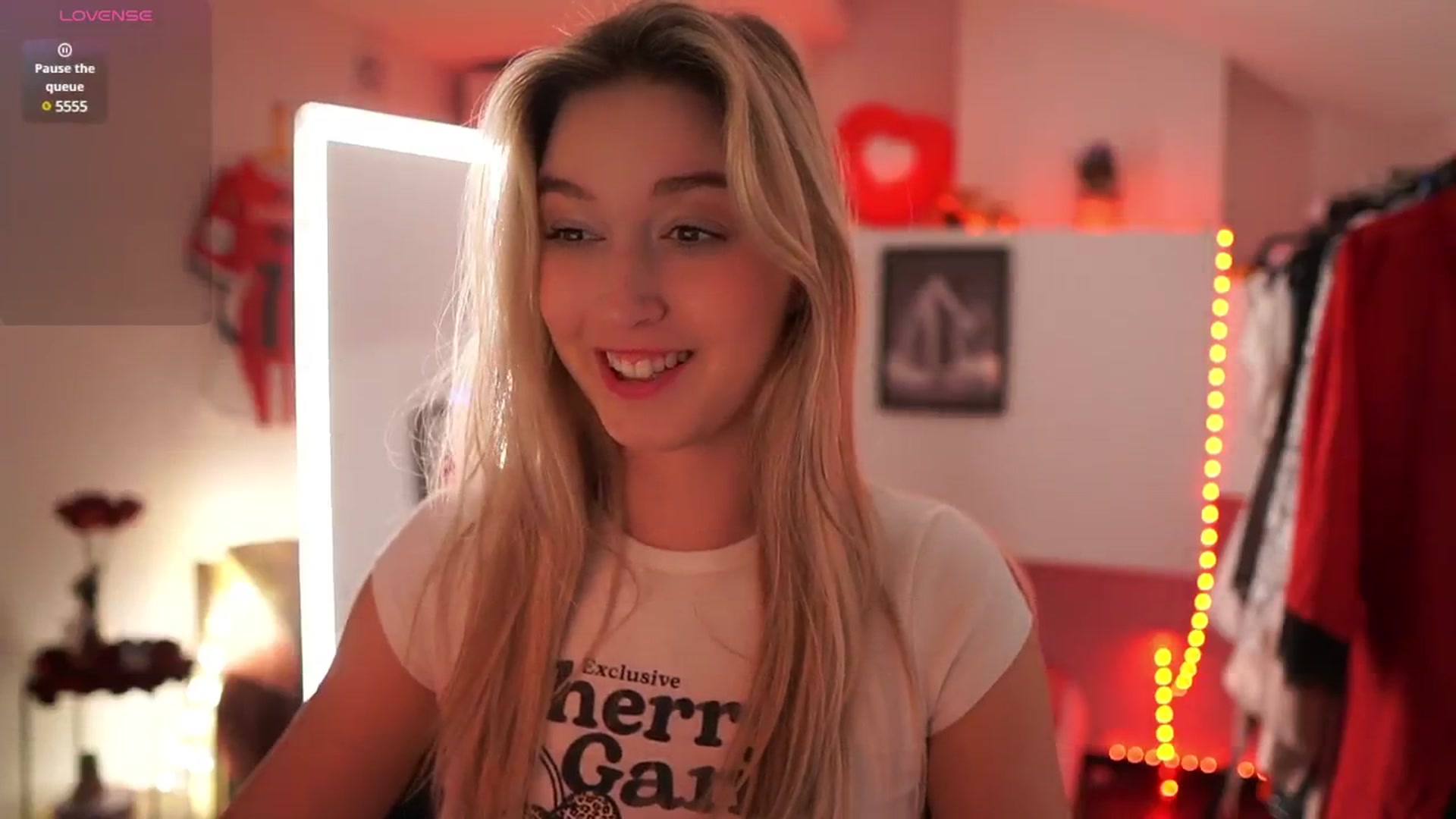 Gallery image thumbnail from Alexis__Texas's myfreecams stream on, 03/01/2025, 01:03 image 5 of 20