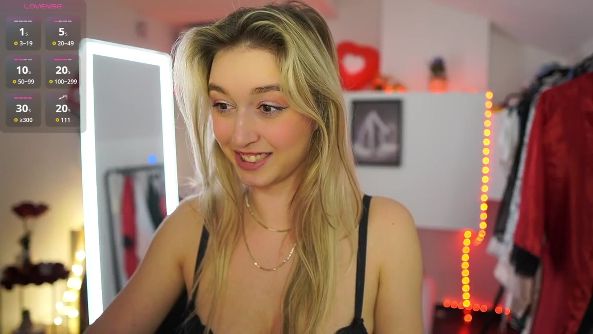 Gallery image thumbnail from Alexis__Texas's myfreecams stream on, 03/02/2025, 24:07 image 13 of 20