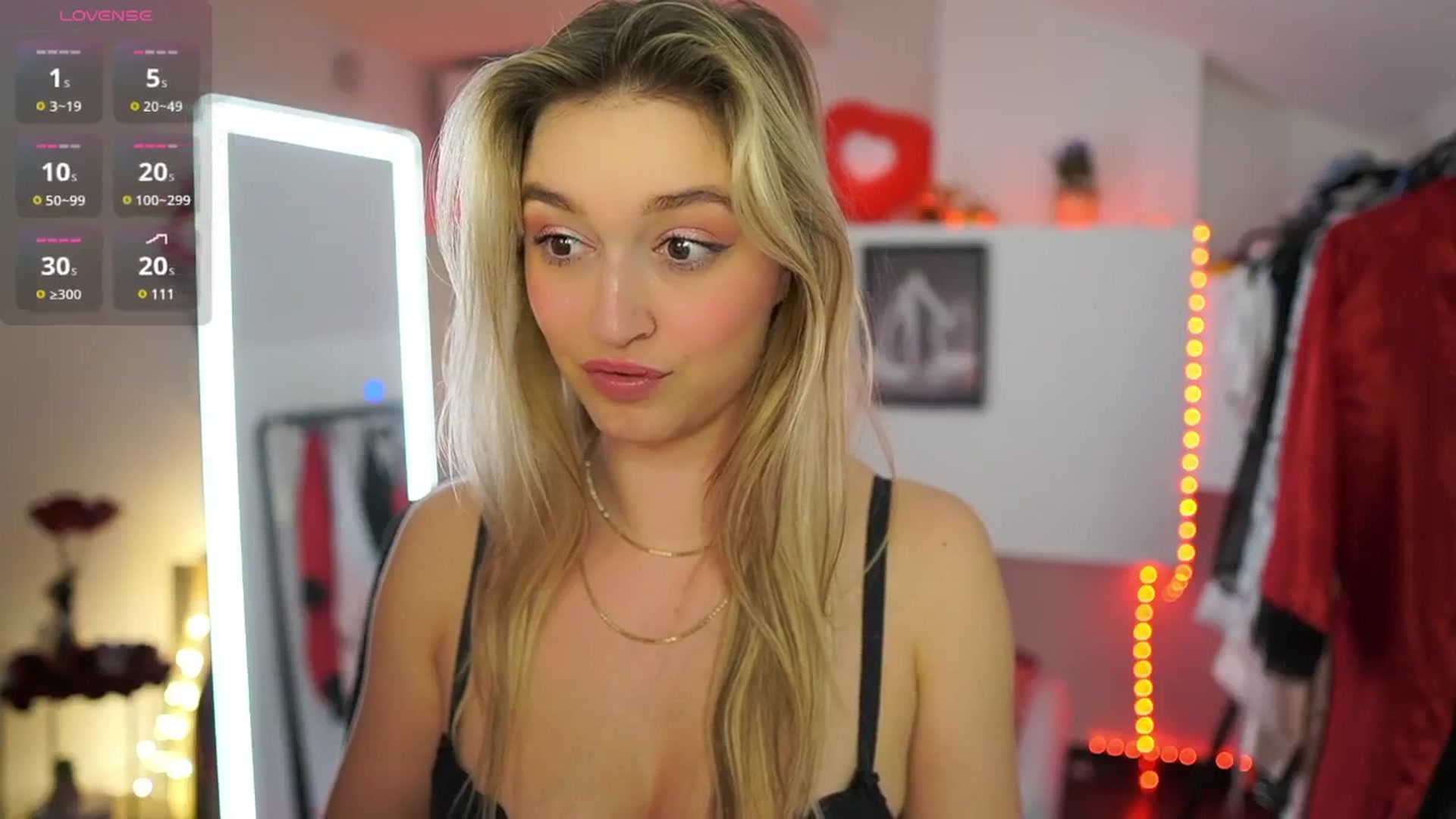 Gallery image thumbnail from Alexis__Texas's myfreecams stream on, 03/02/2025, 24:07 image 12 of 20