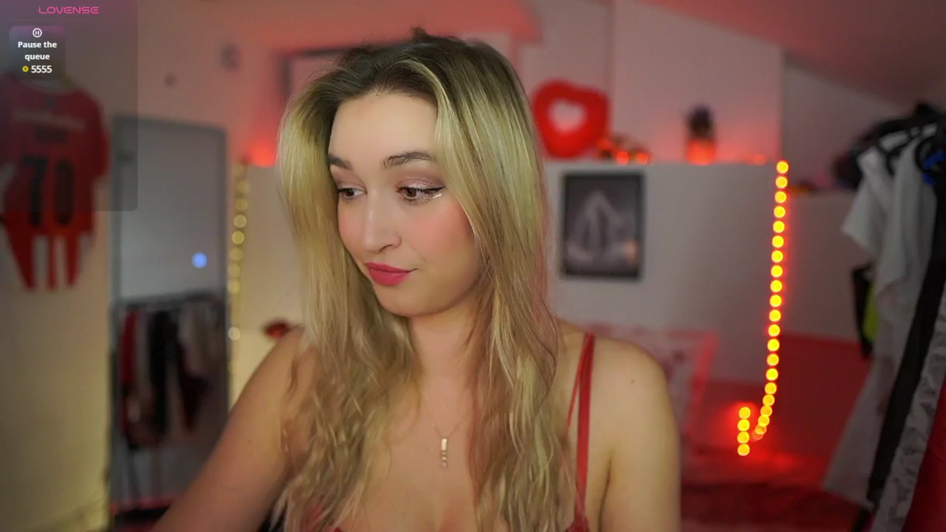 Gallery image thumbnail from Alexis__Texas's myfreecams stream on, 03/04/2025, 23:04 image 1 of 20