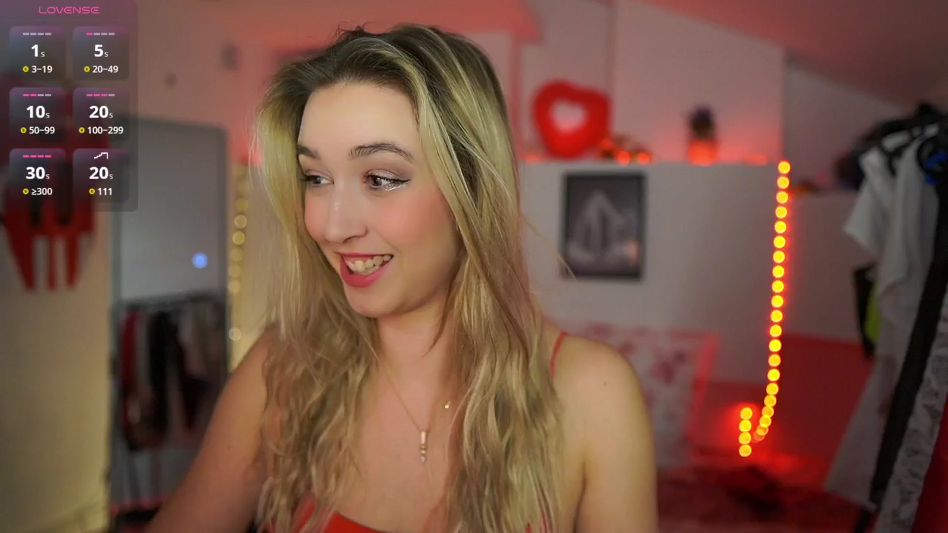 Gallery image thumbnail from Alexis__Texas's myfreecams stream on, 03/04/2025, 23:04 image 16 of 20