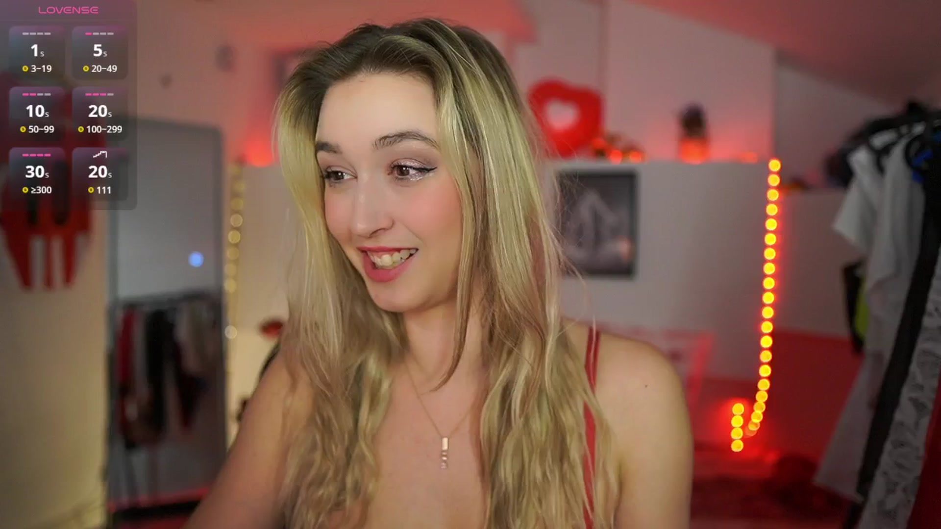 Gallery image thumbnail from Alexis__Texas's myfreecams stream on, 03/05/2025, 24:24 image 9 of 20