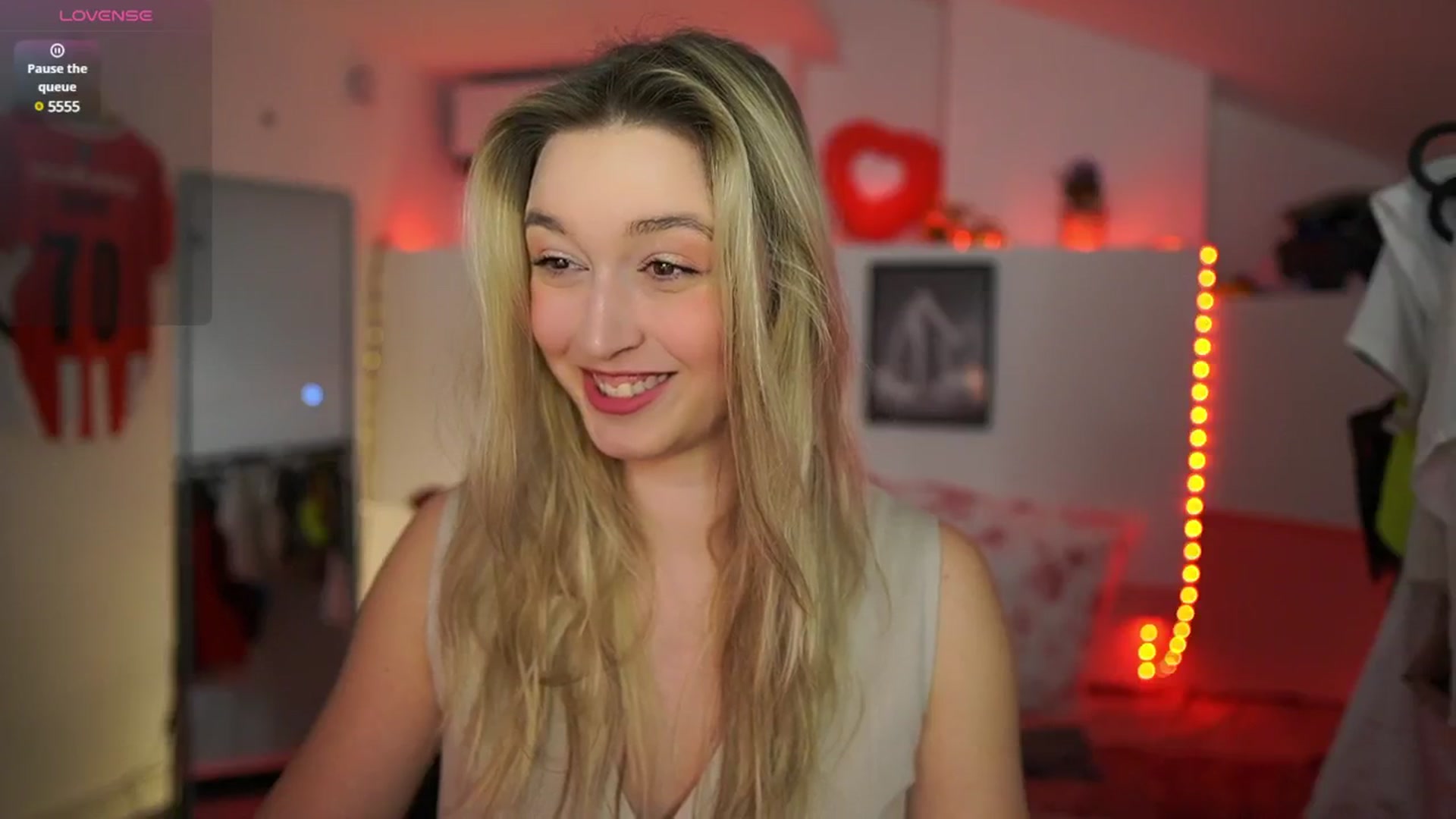 Gallery image thumbnail from Alexis__Texas's myfreecams stream on, 03/08/2025, 18:01 image 3 of 20