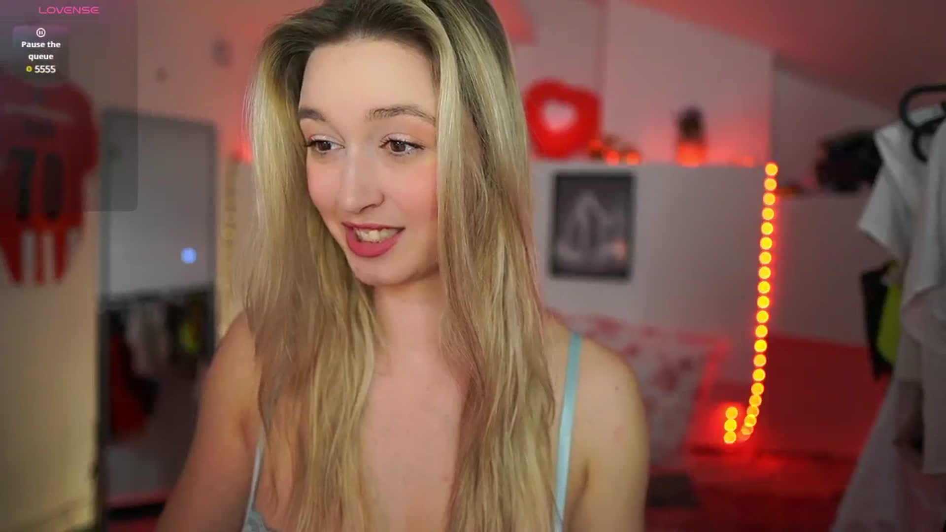 Gallery image thumbnail from Alexis__Texas's myfreecams stream on, 03/08/2025, 18:01 image 13 of 20