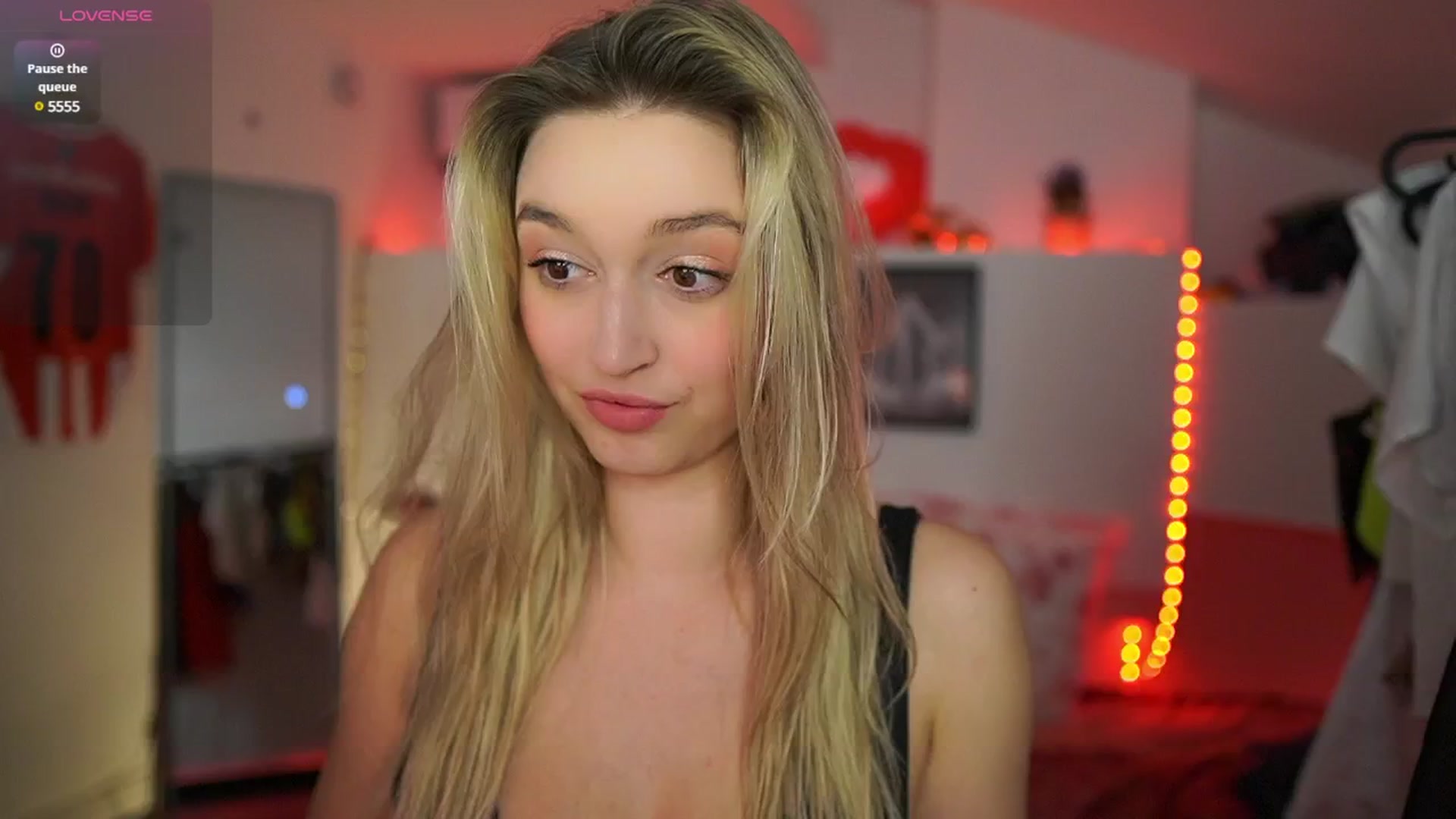 Gallery image thumbnail from Alexis__Texas's myfreecams stream on, 03/08/2025, 19:22 image 1 of 20