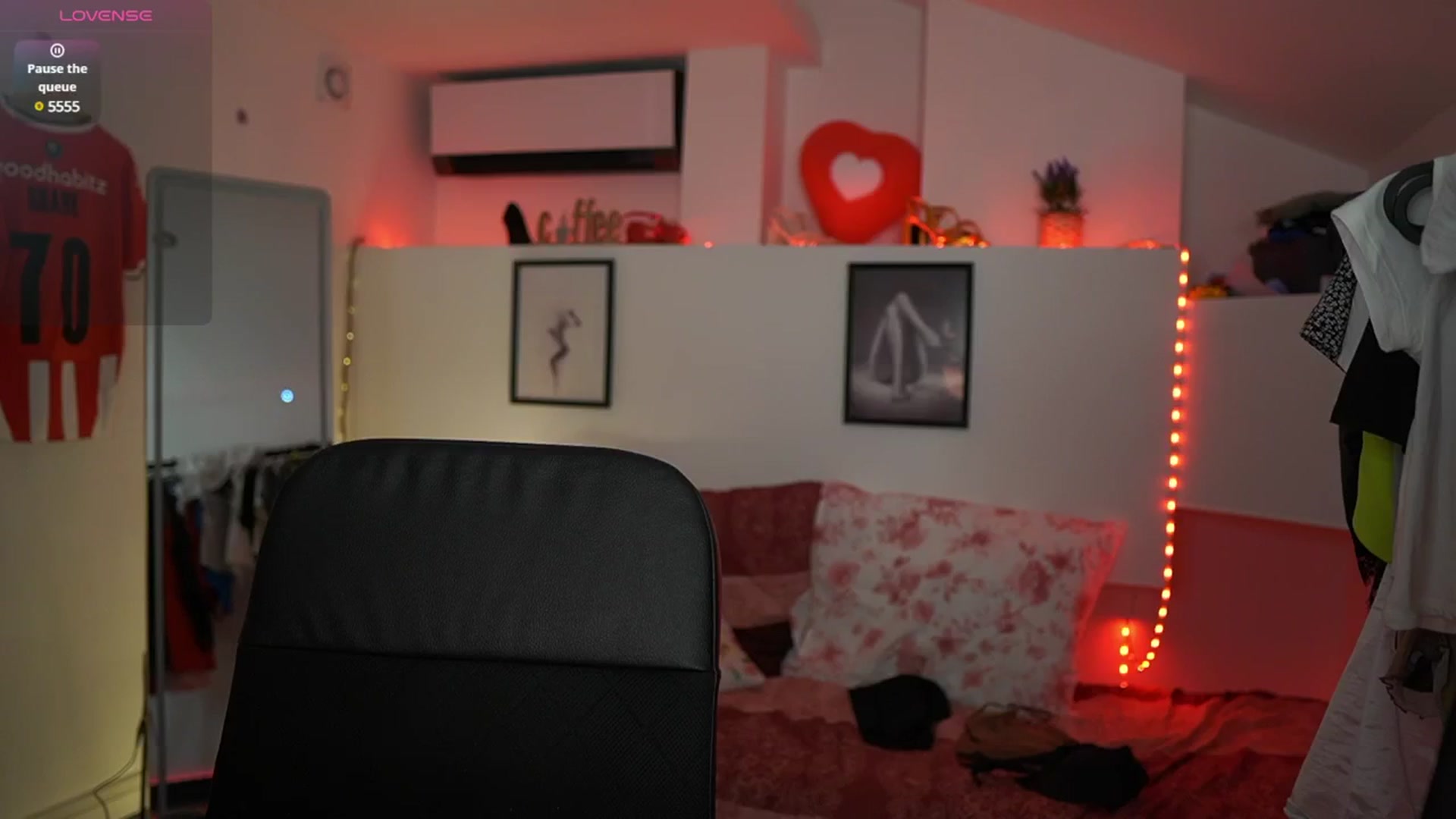 Gallery image thumbnail from Alexis__Texas's myfreecams stream on, 03/09/2025, 22:16 image 17 of 20