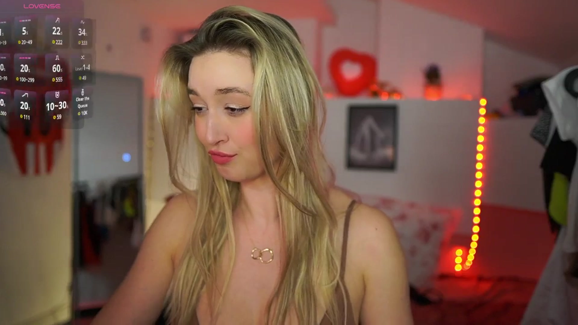 Gallery image thumbnail from Alexis__Texas's myfreecams stream on, 03/10/2025, 24:04 image 4 of 20