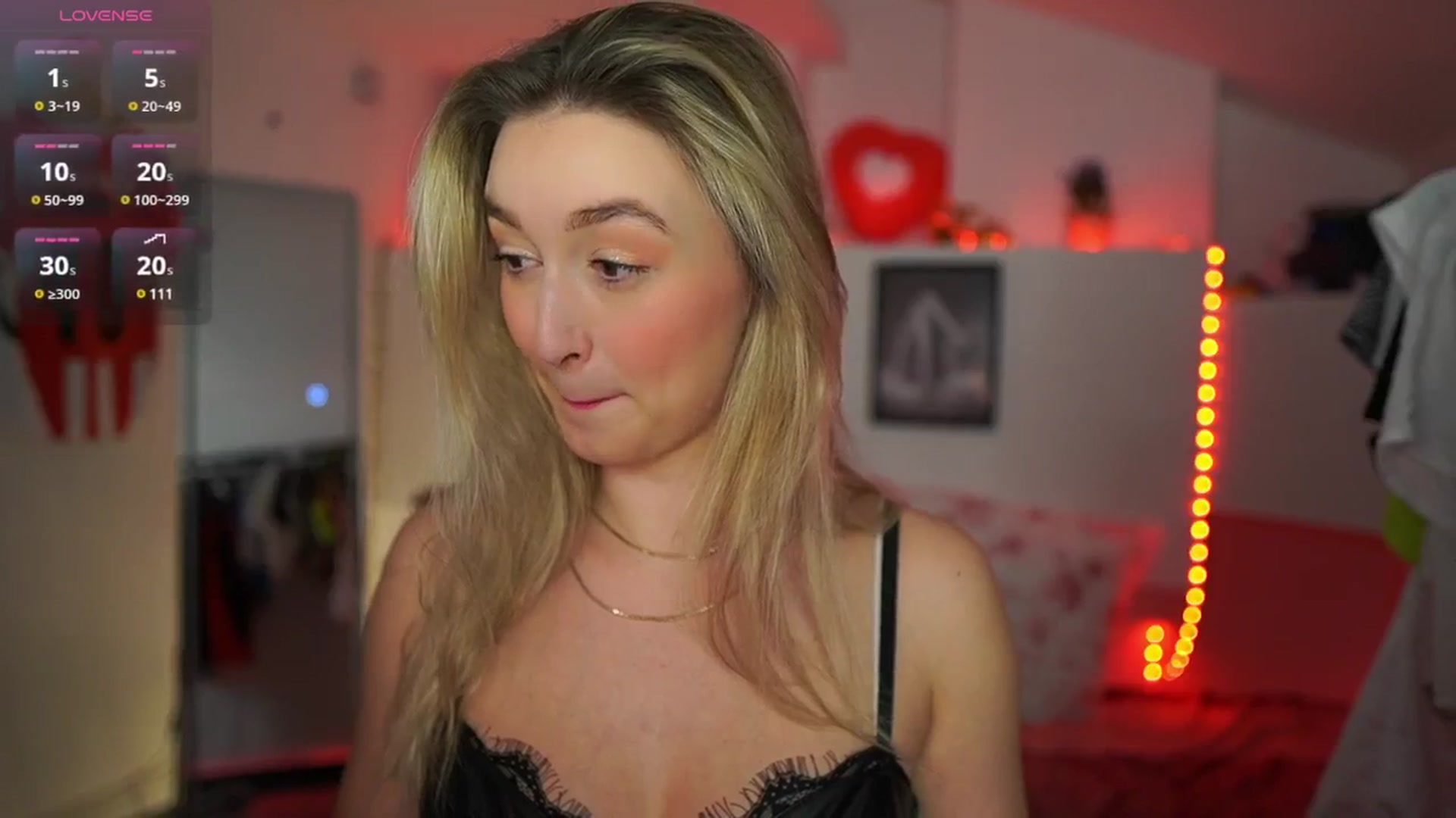 Gallery image thumbnail from Alexis__Texas's myfreecams stream on, 03/12/2025, 20:44 image 4 of 20